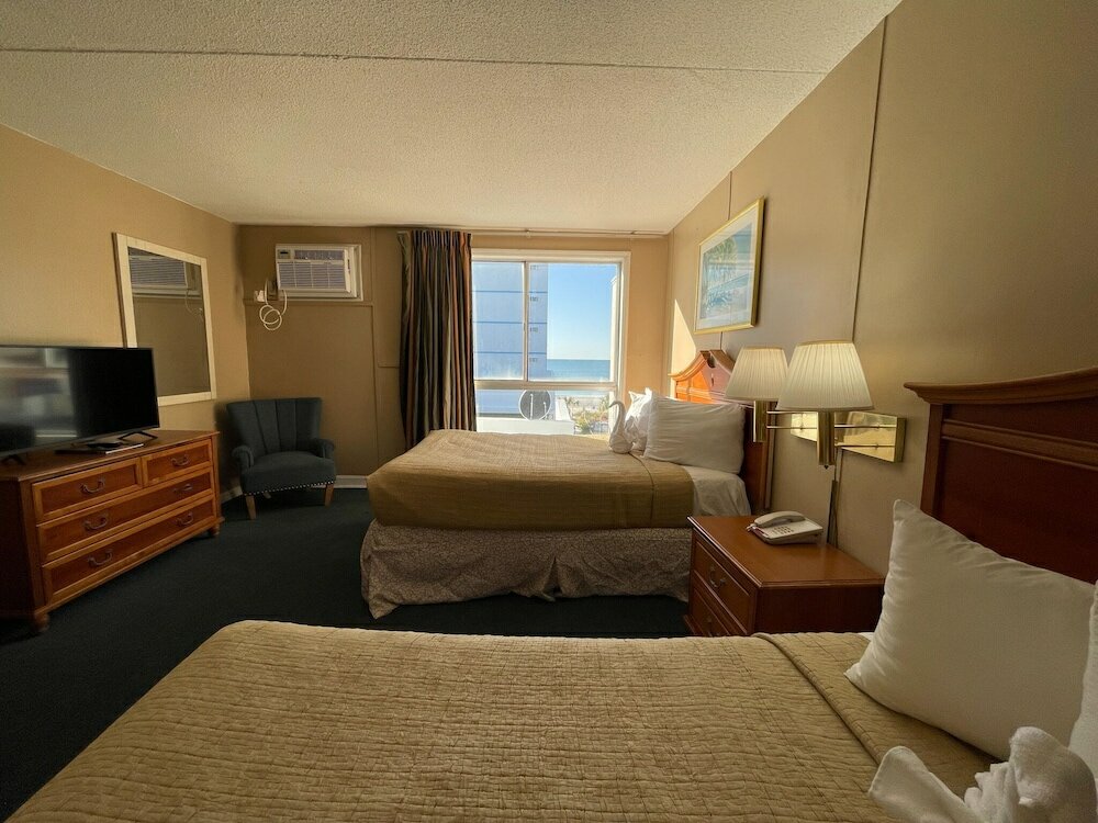 Standard Triple Room, Multiple Beds, Kitchen, Resort View