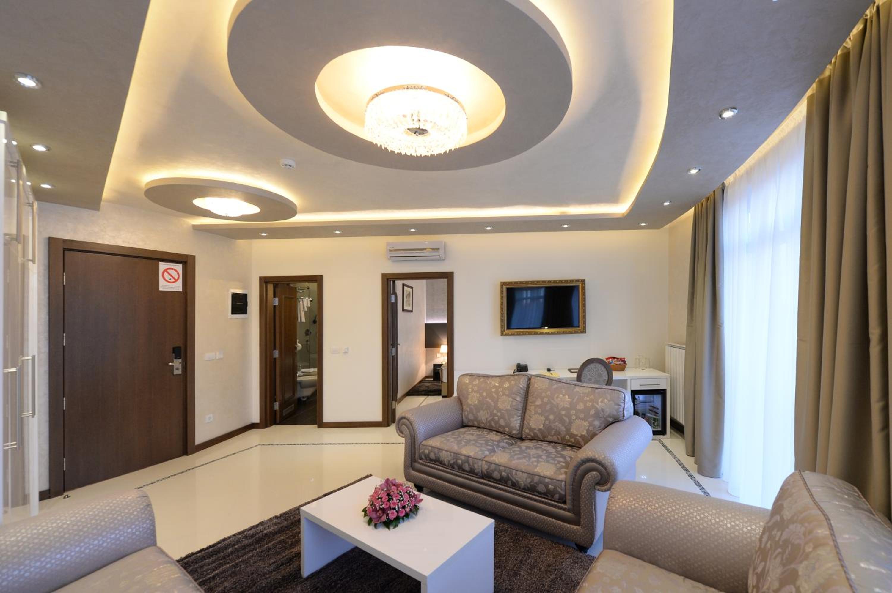 Suite with Spa Bath