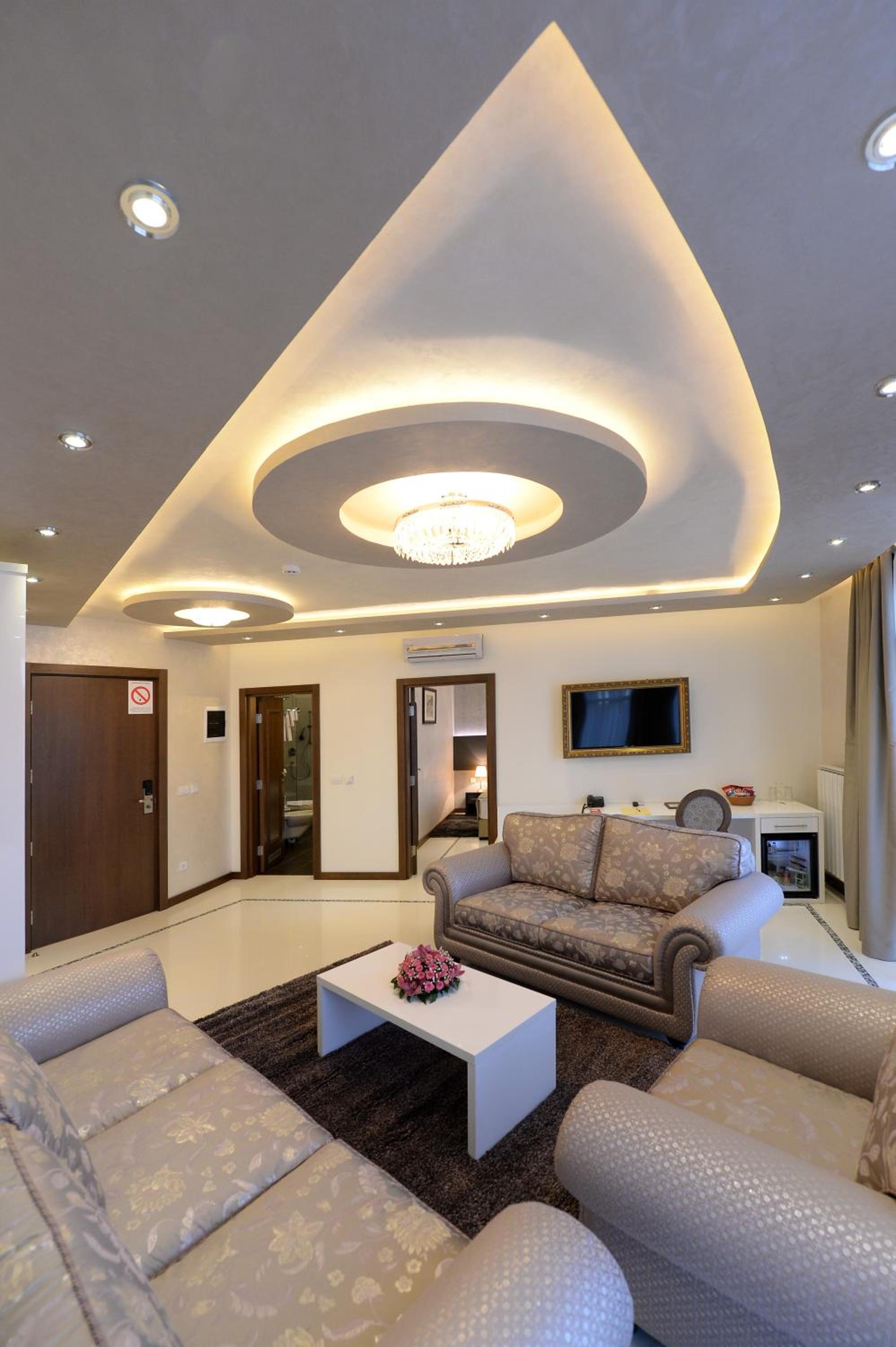 Suite with Spa Bath