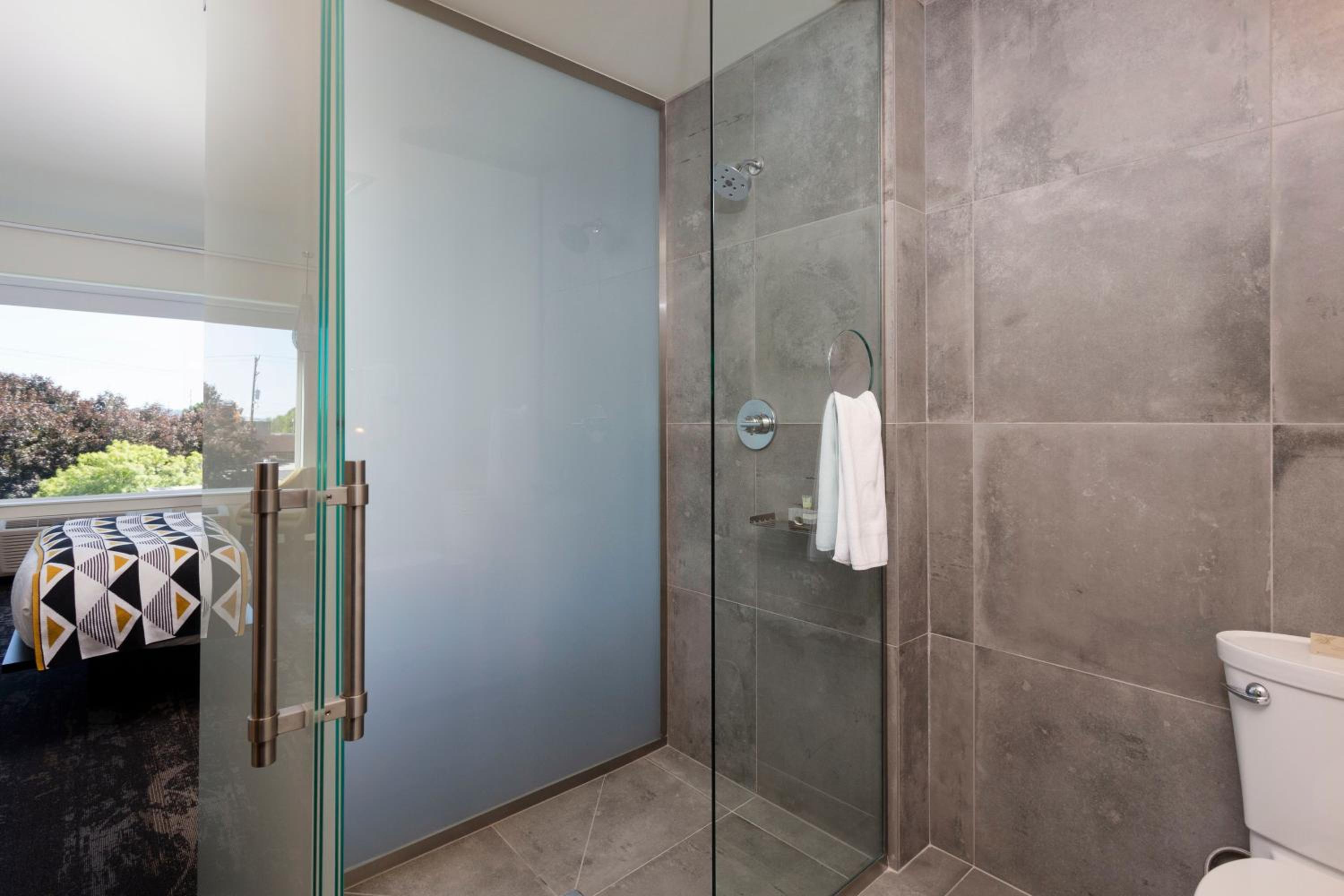 The X - Queen Room City View