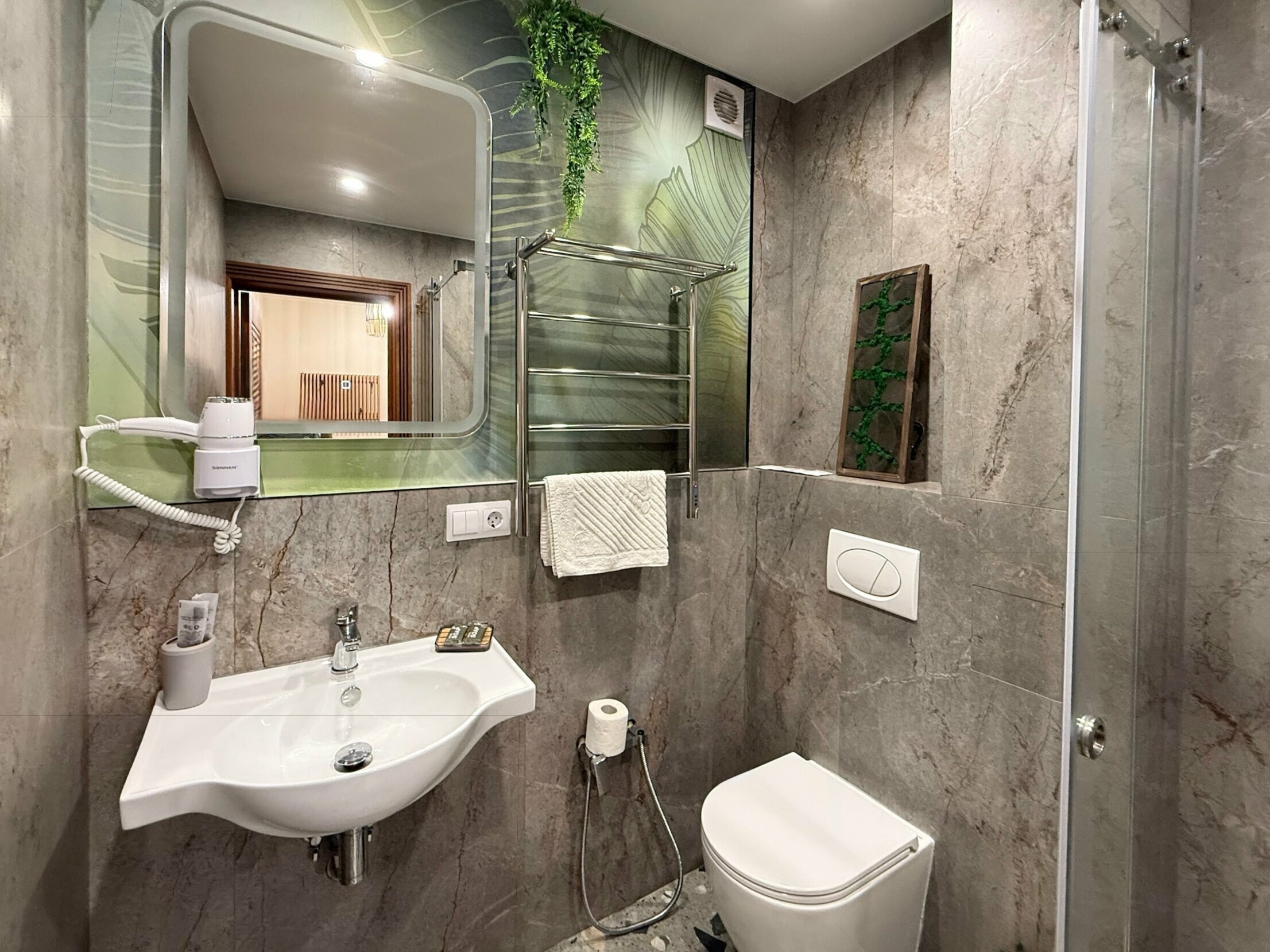 Семейный номер