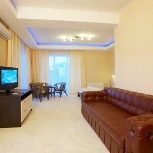 Люкс White с балконом 2 этаж