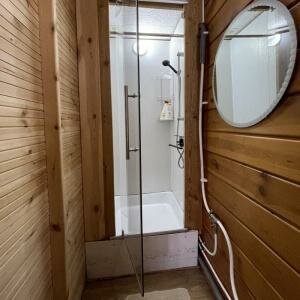 2-местный номер эконом 10 кв.м. (удобства на этаже)