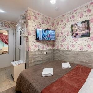 Стандарт с одной двуспальной кроватью