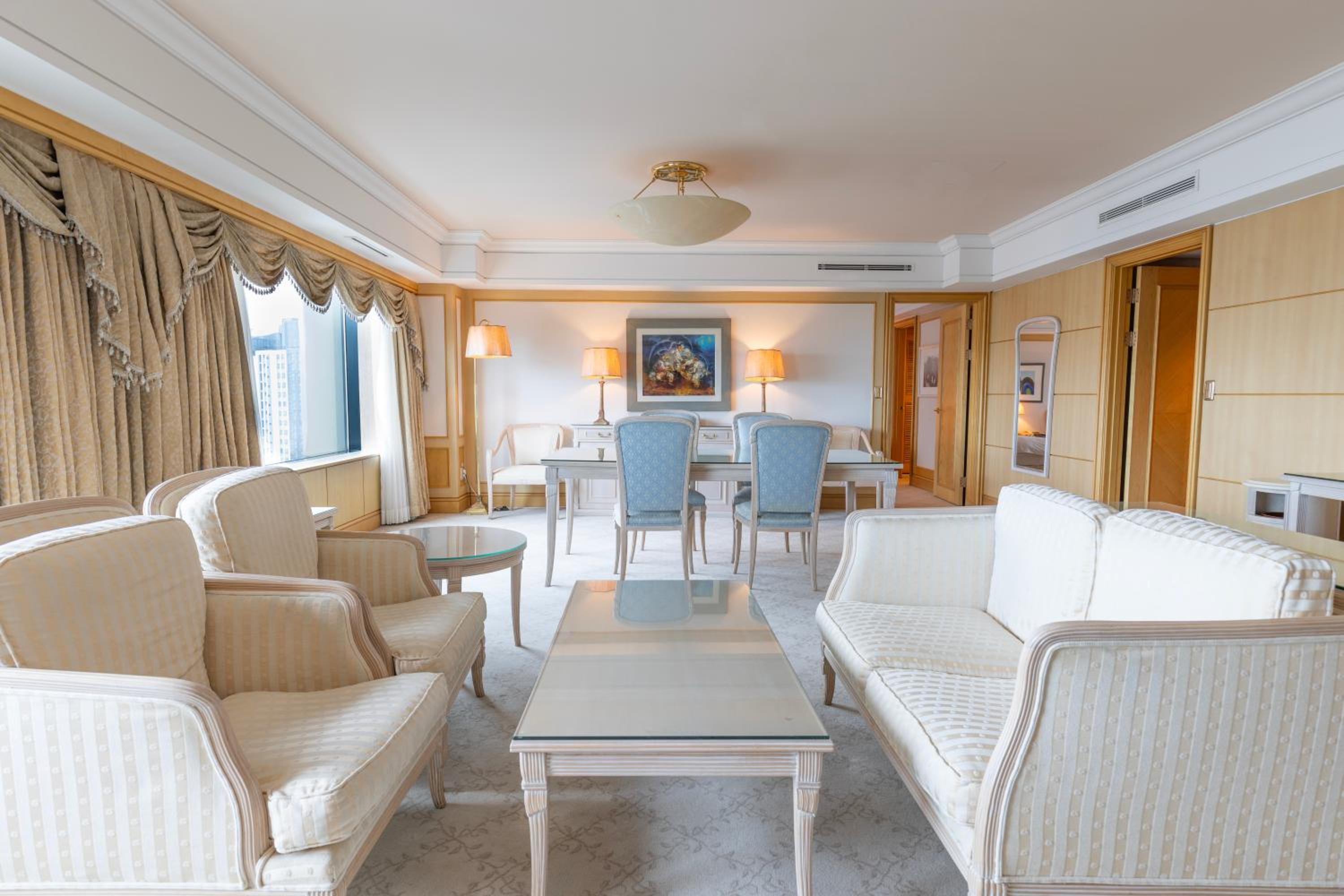 Premier Suite Twin with Swimming Pool Access for 2