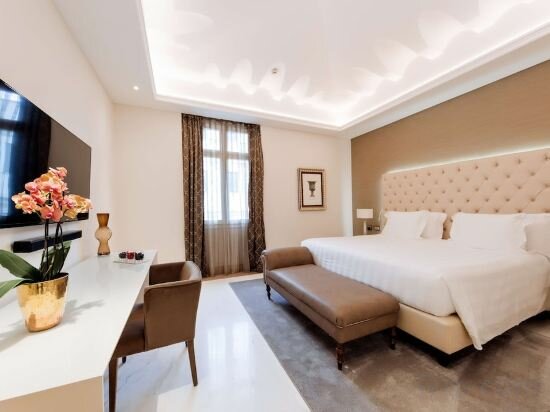 Prestige King Room