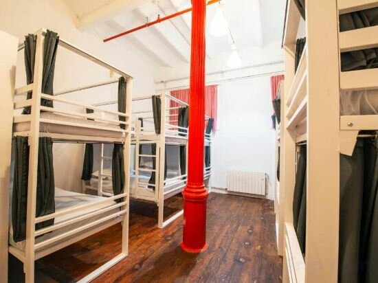 12-Bed Private Room Shared Bathroom