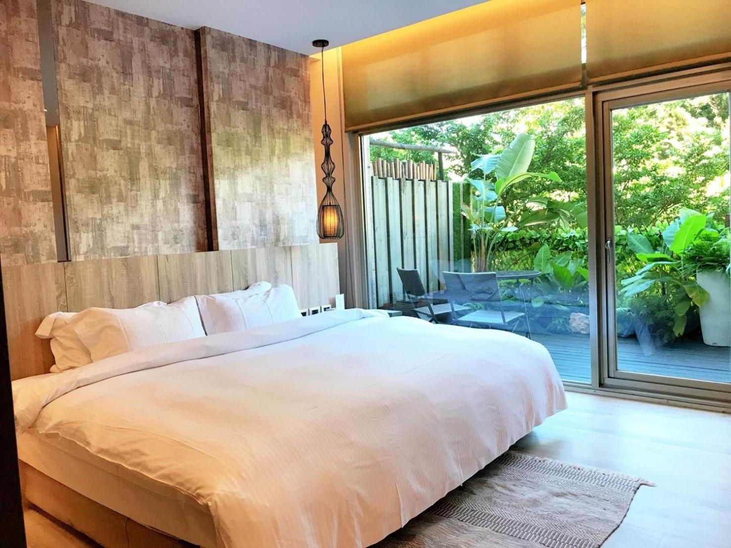 Queen Room with Garden View