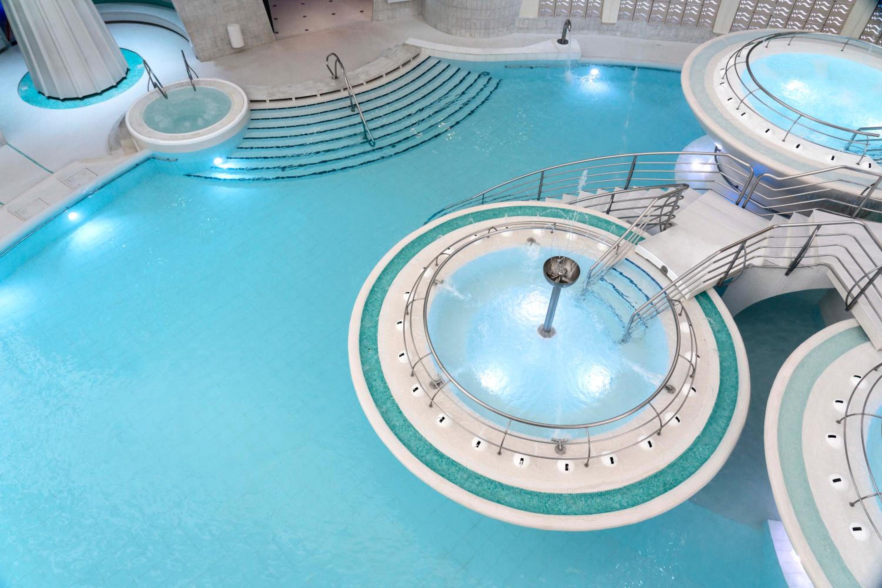 Double Or Twin Room With Caldea Spa Access