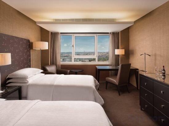 Premium Deluxe Room