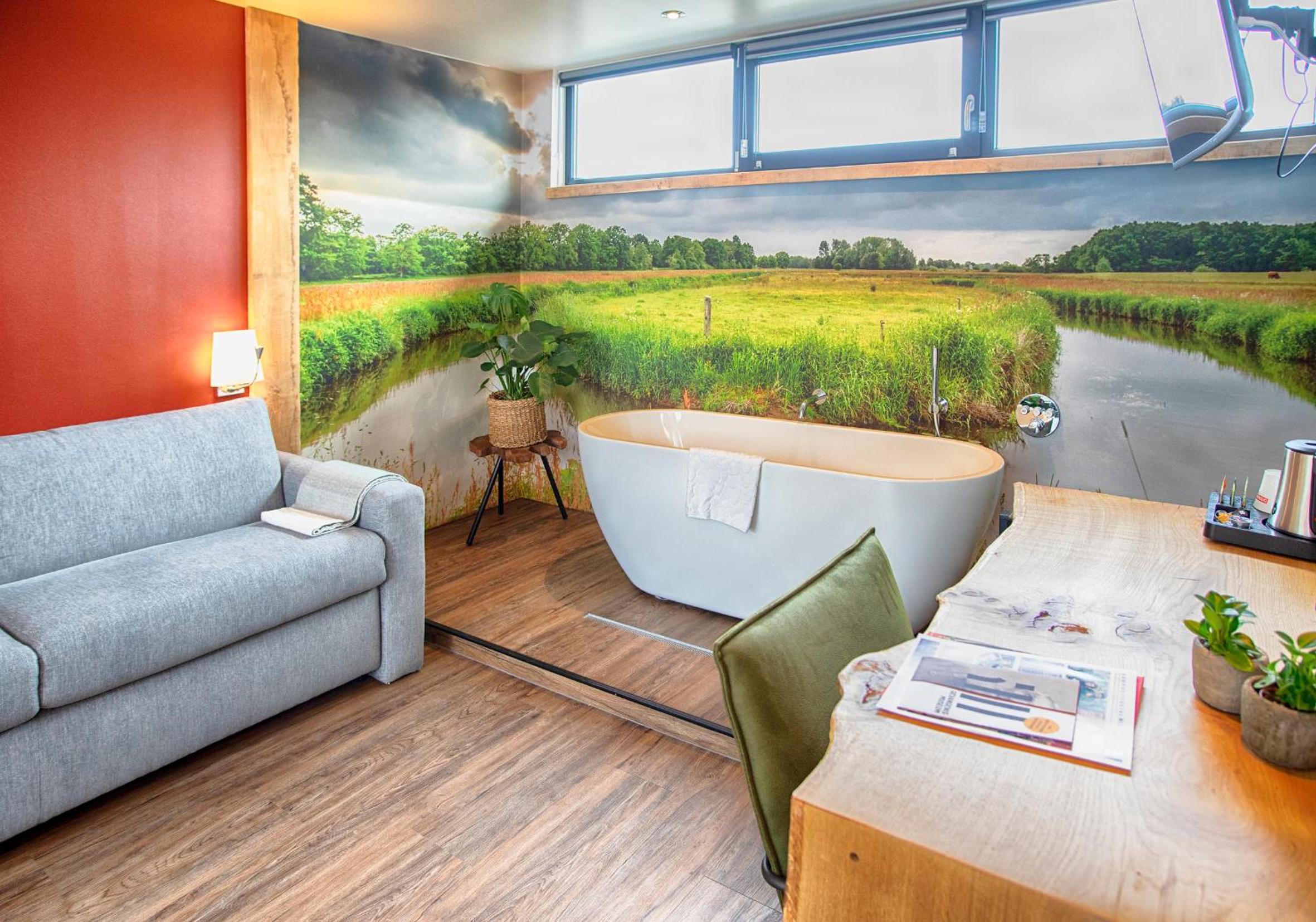 Deluxe Family Suite