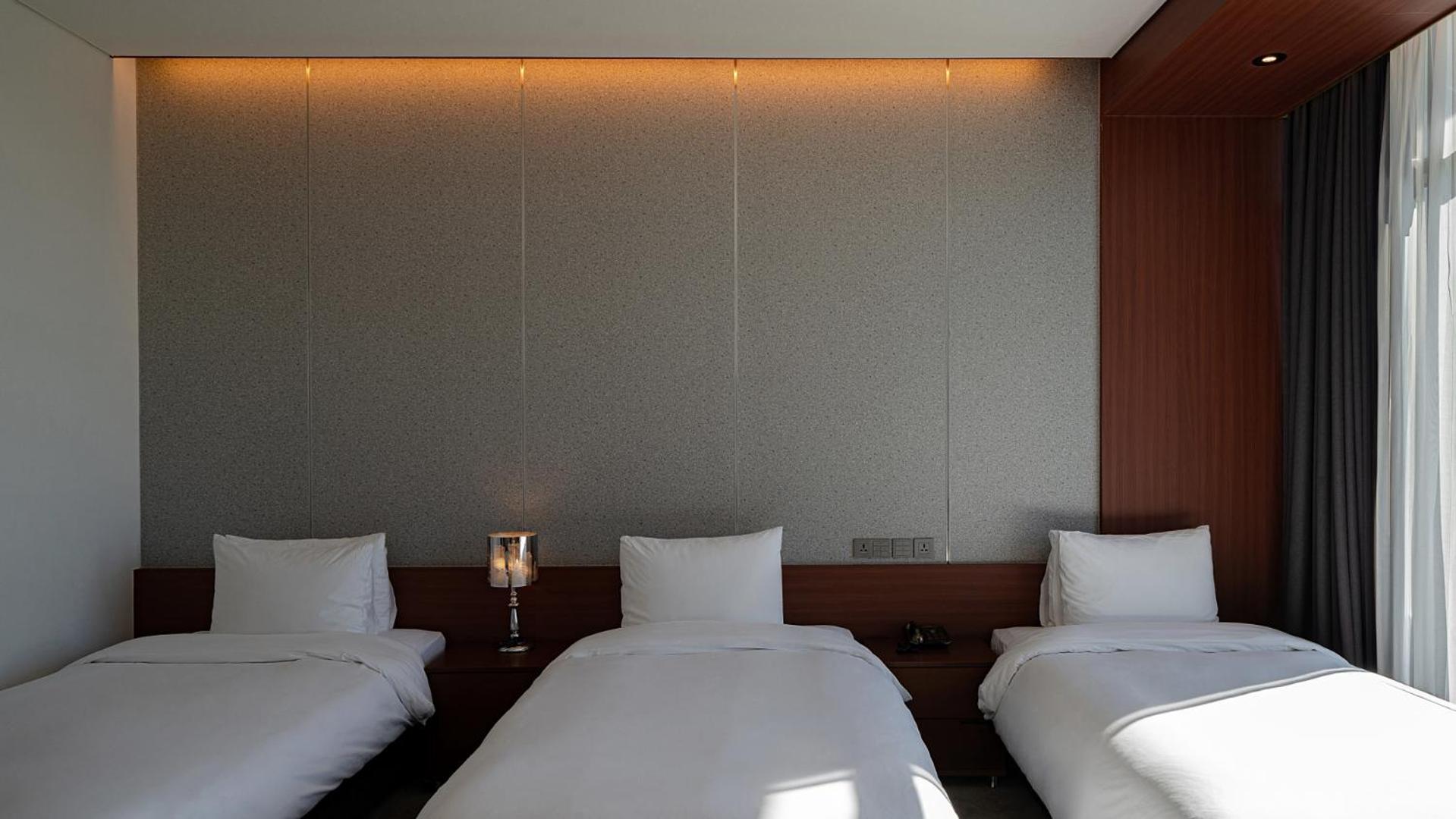 Triple Room With Half Ocean View