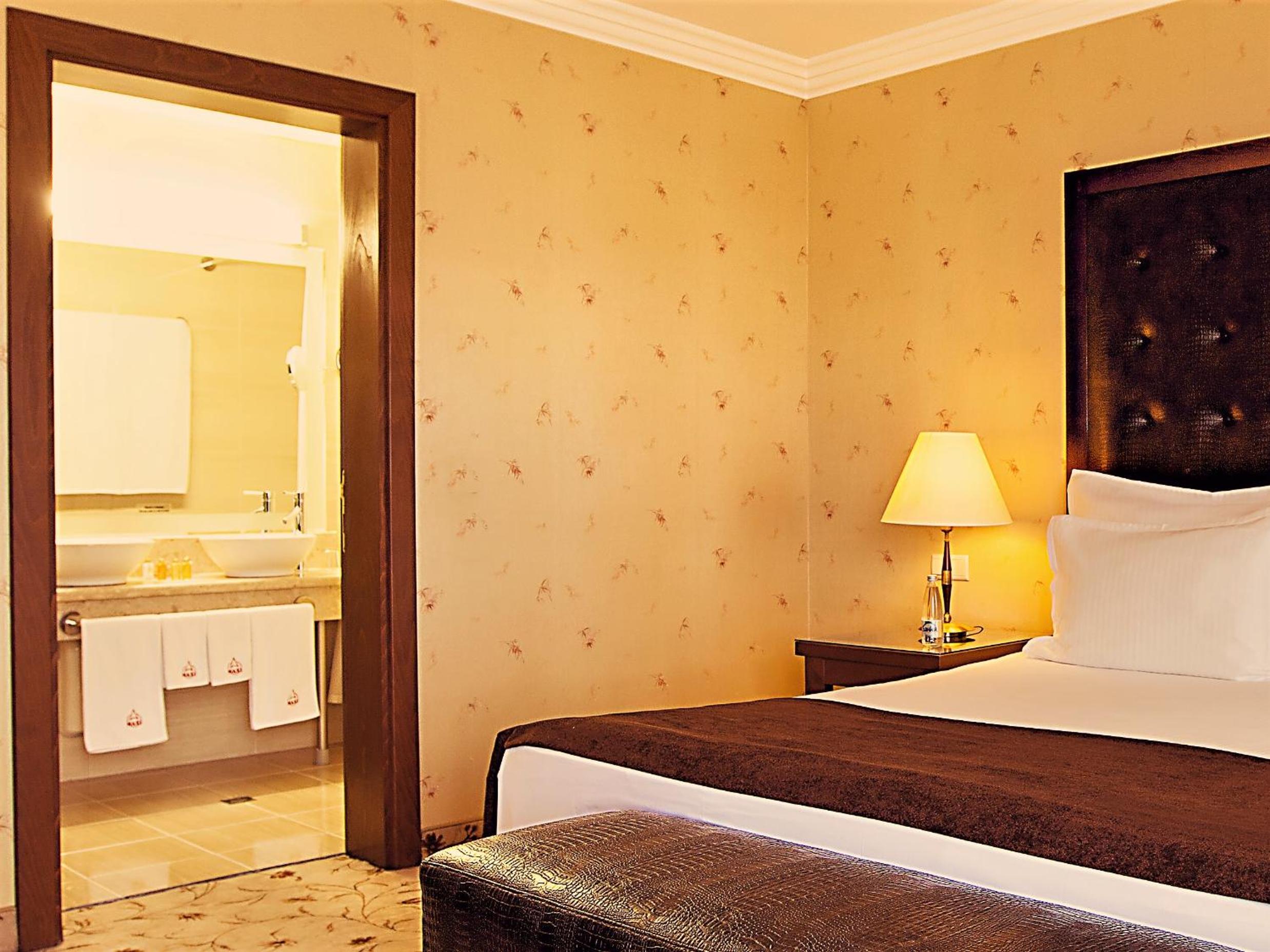 Junior Suite With Terrace And Panoramic View - 3 Adults