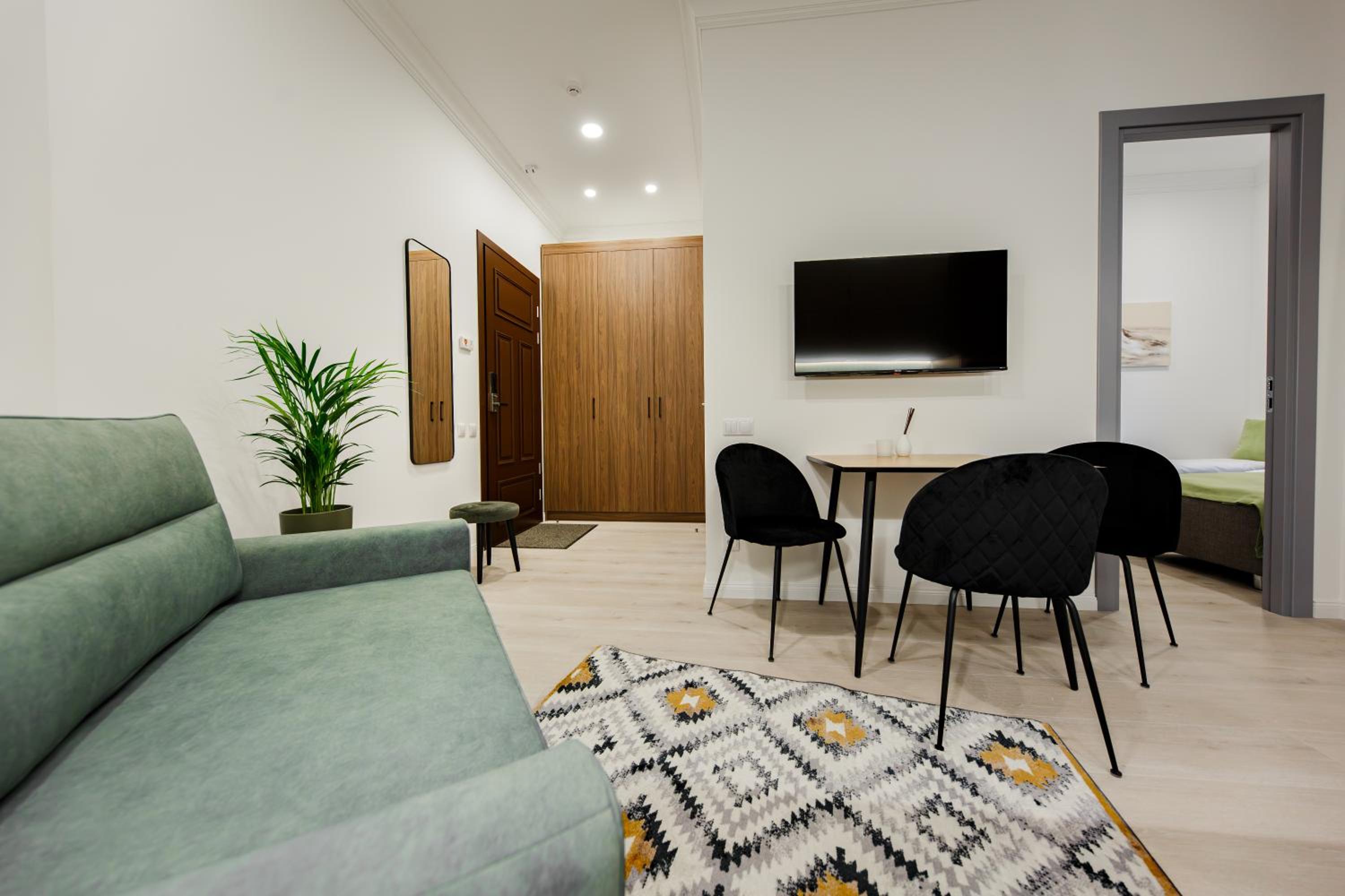 One-Bedroom Apartment (Twin Beds)