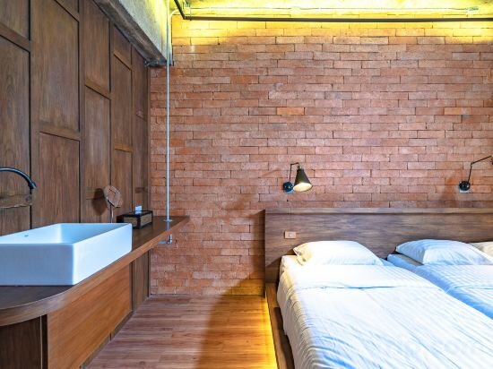 Triple Room With Shared Bathroom