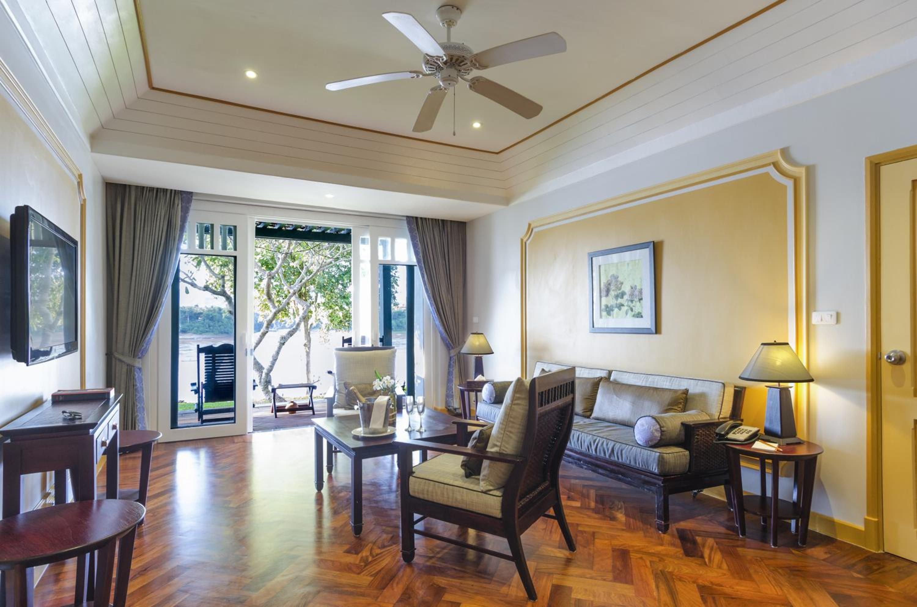 Mekong Executive Suite 
