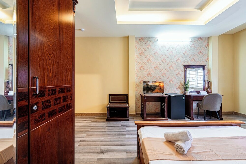 Deluxe Double Room, City View