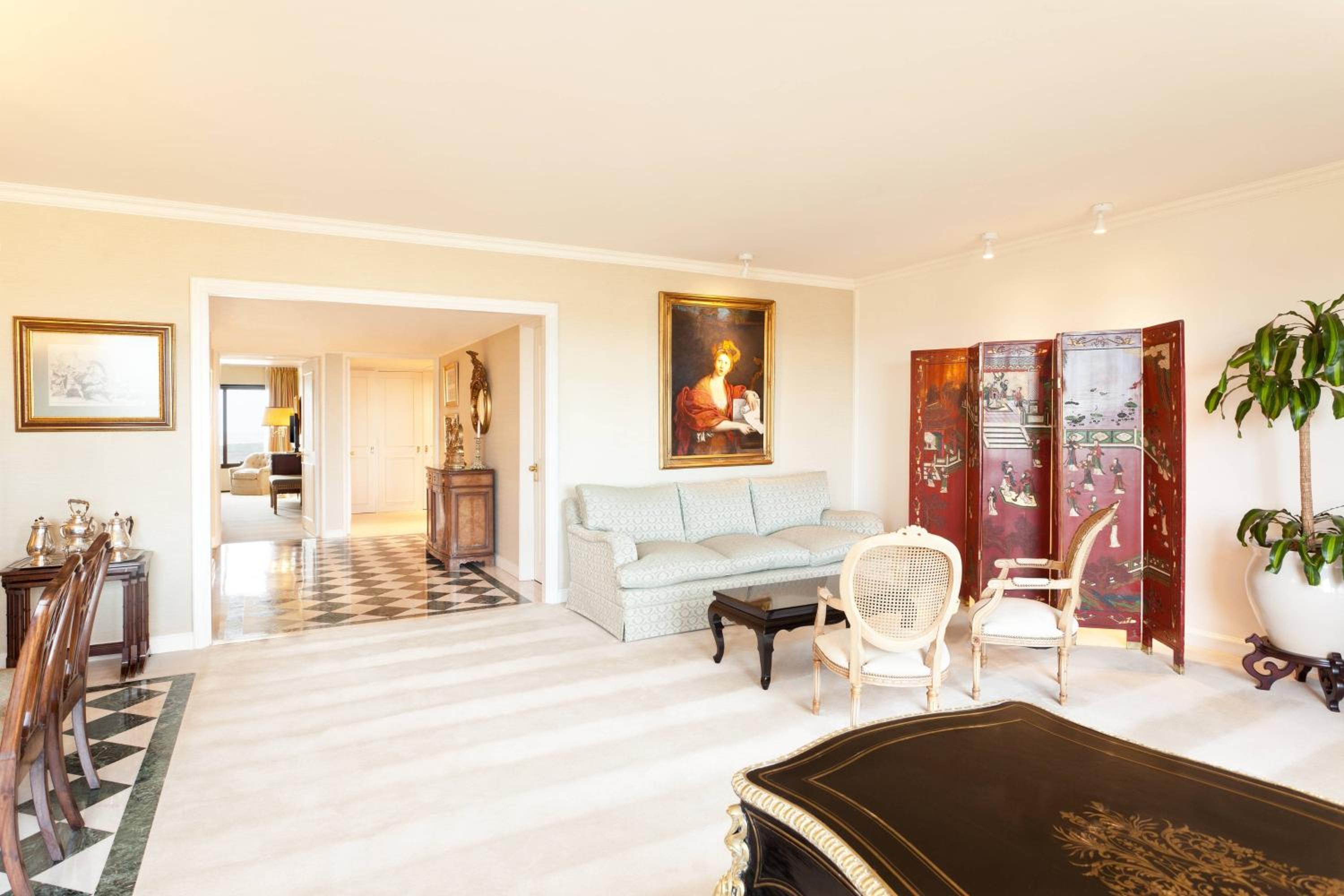 Belgrano Suite - Club Lounge/High Floor