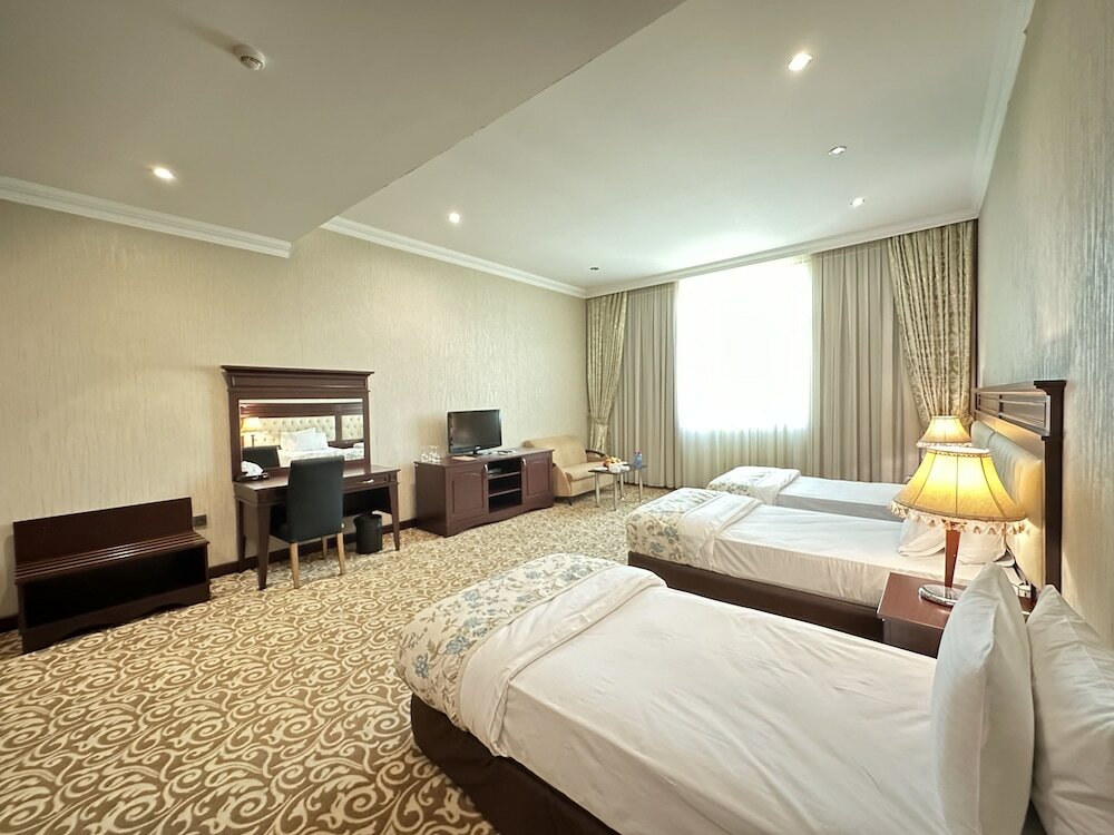 Superior Triple Room, City View