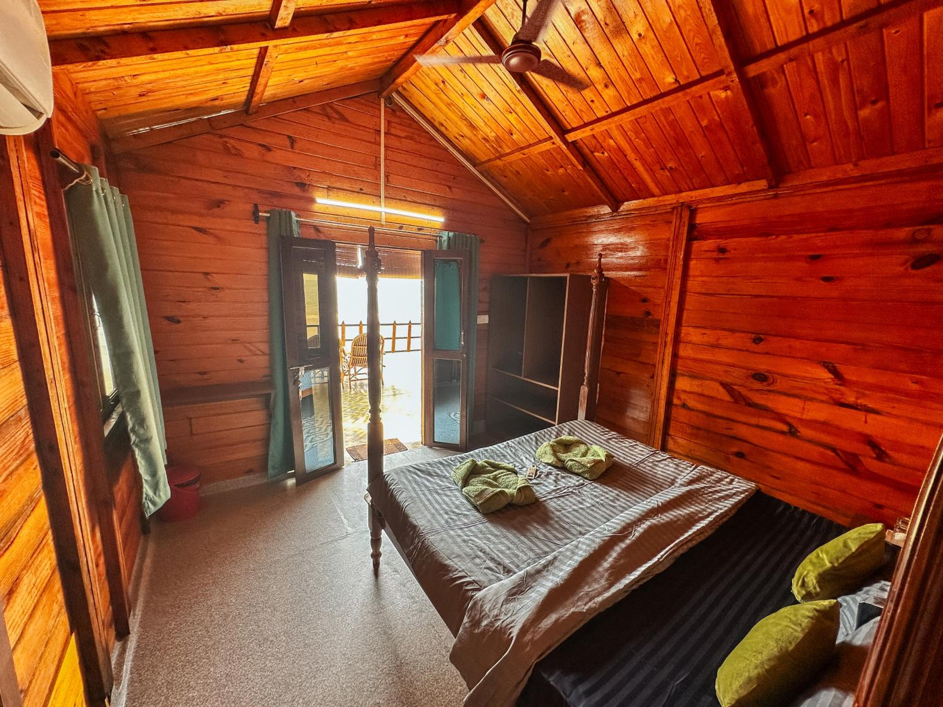 Deluxe Double room with Balcony and Sea View- First floor