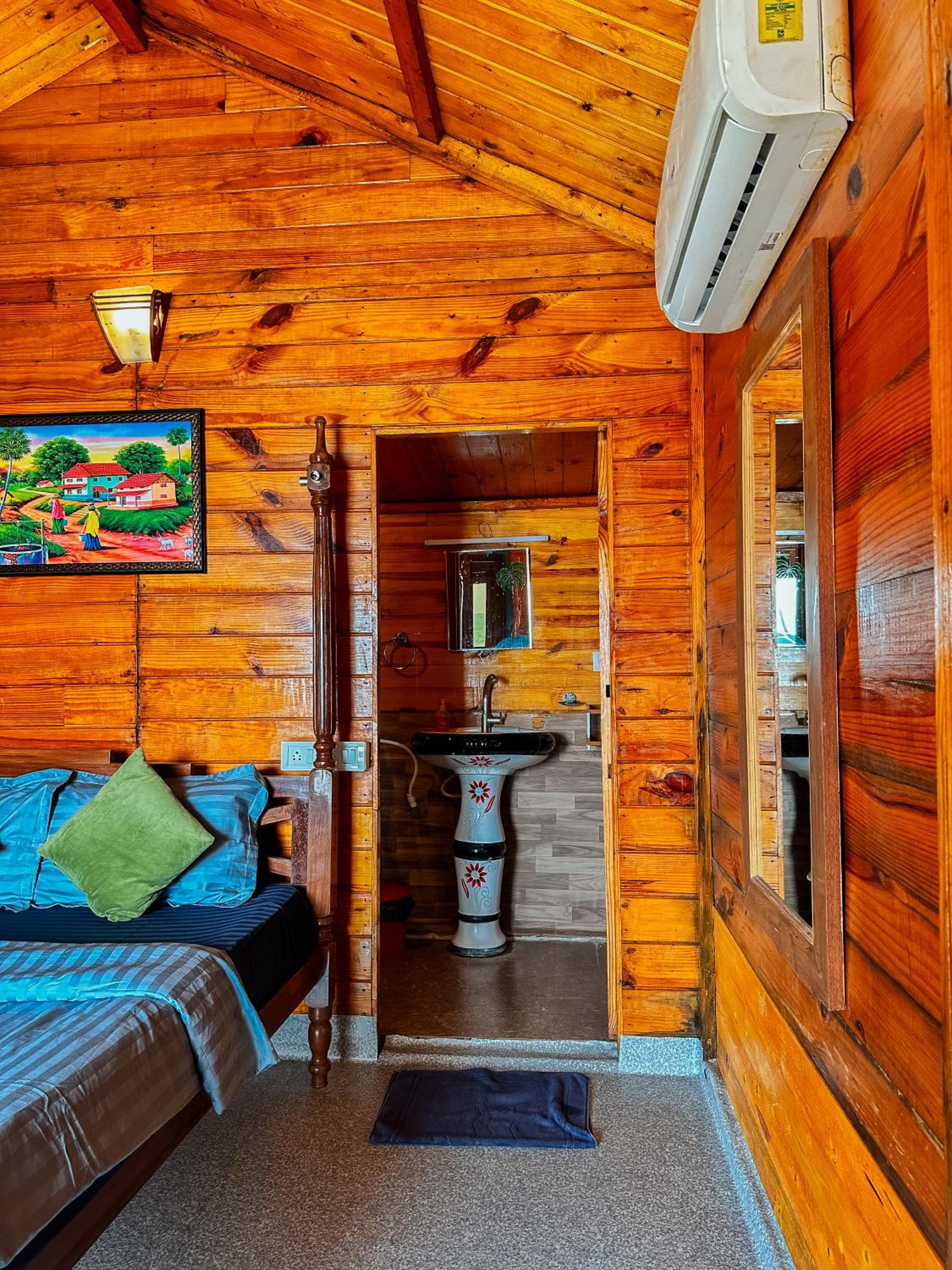 Deluxe Double room with Balcony and Sea View- First floor