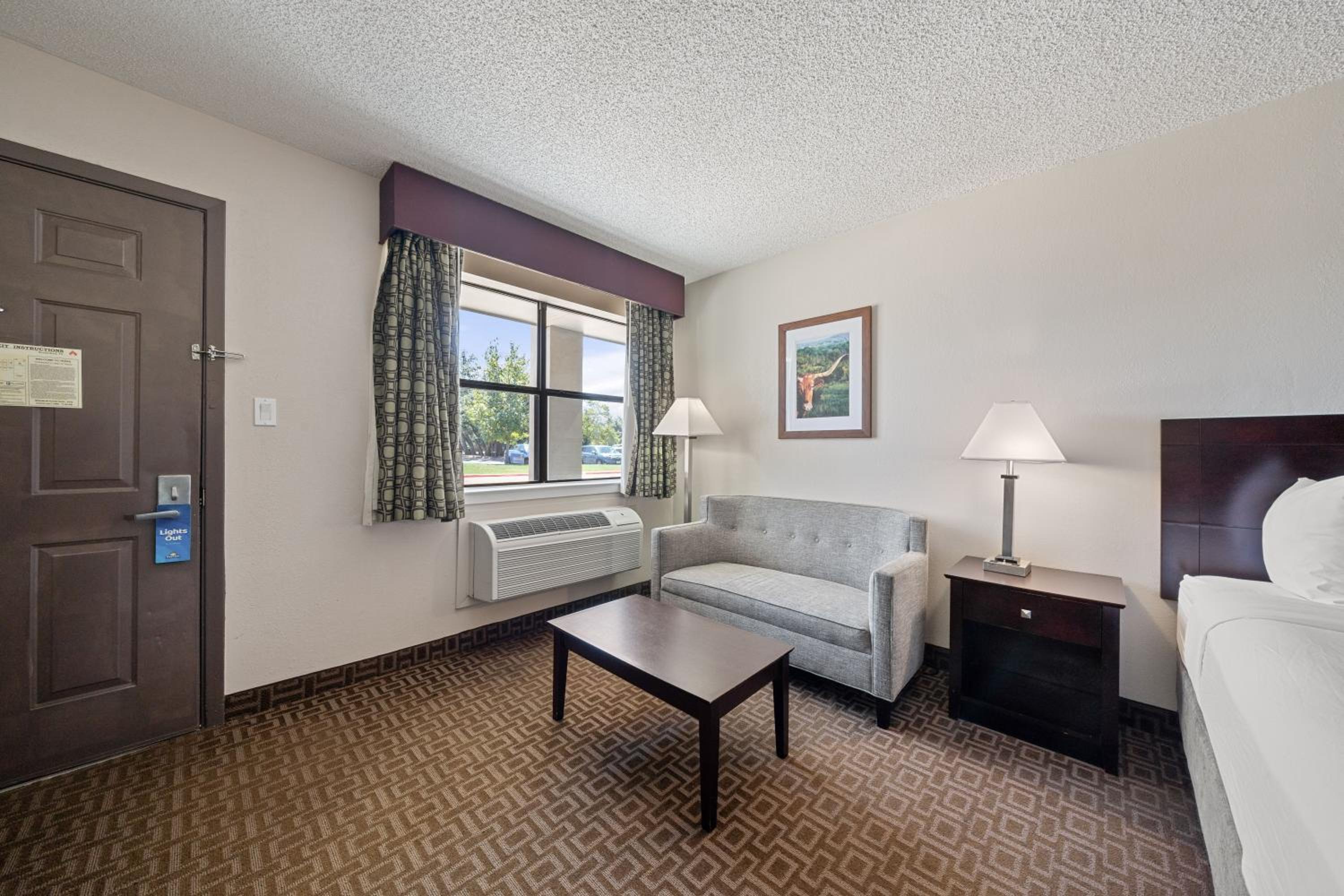 King Room - Non-Smoking