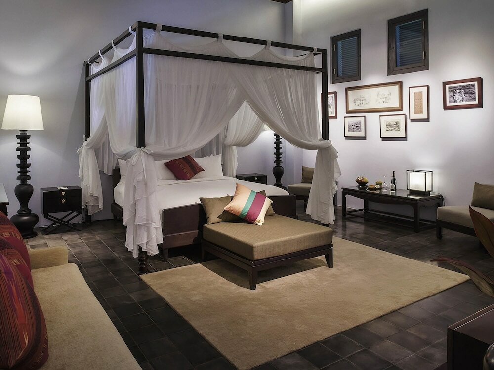 Signature Governor's Residence, 1 King Bed and 1 Queen Bed