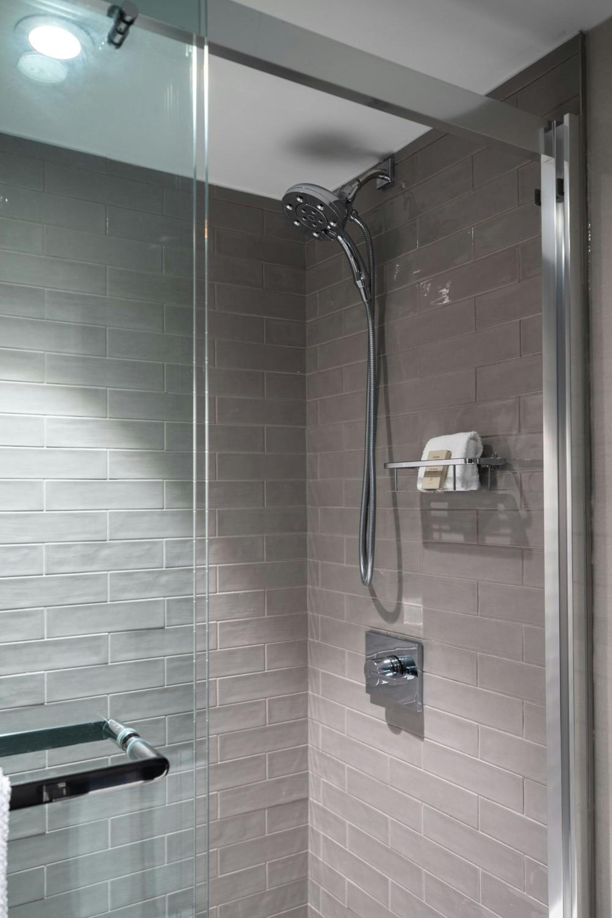 King Room with Sofa Bed - Hearing Accessible