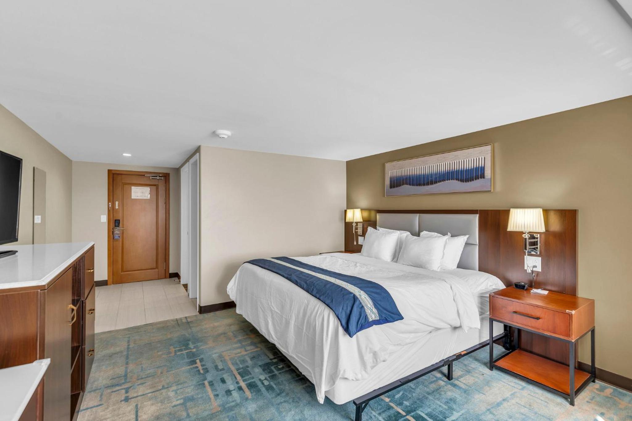 Queen Room