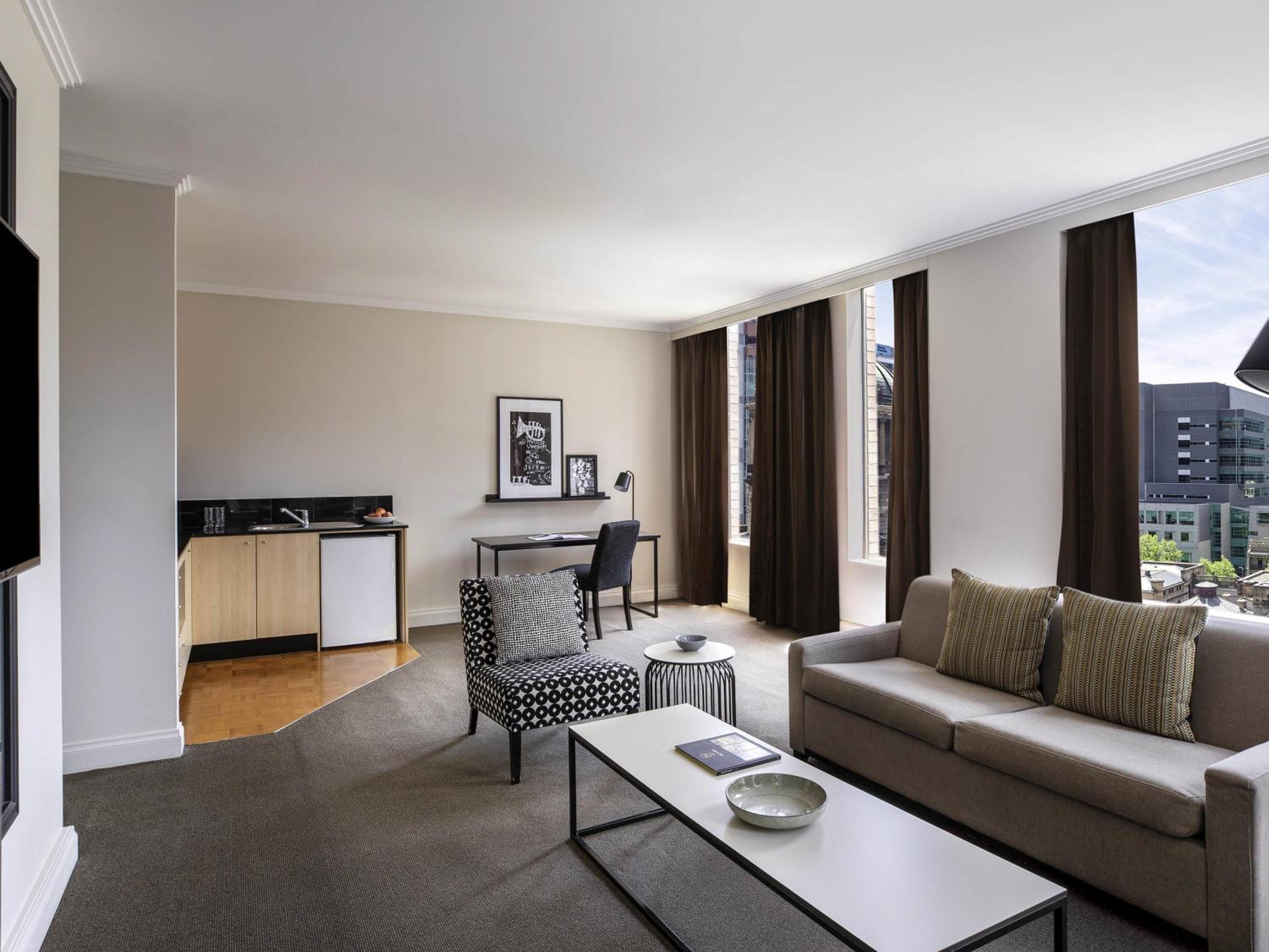 One-Bedroom Apartment