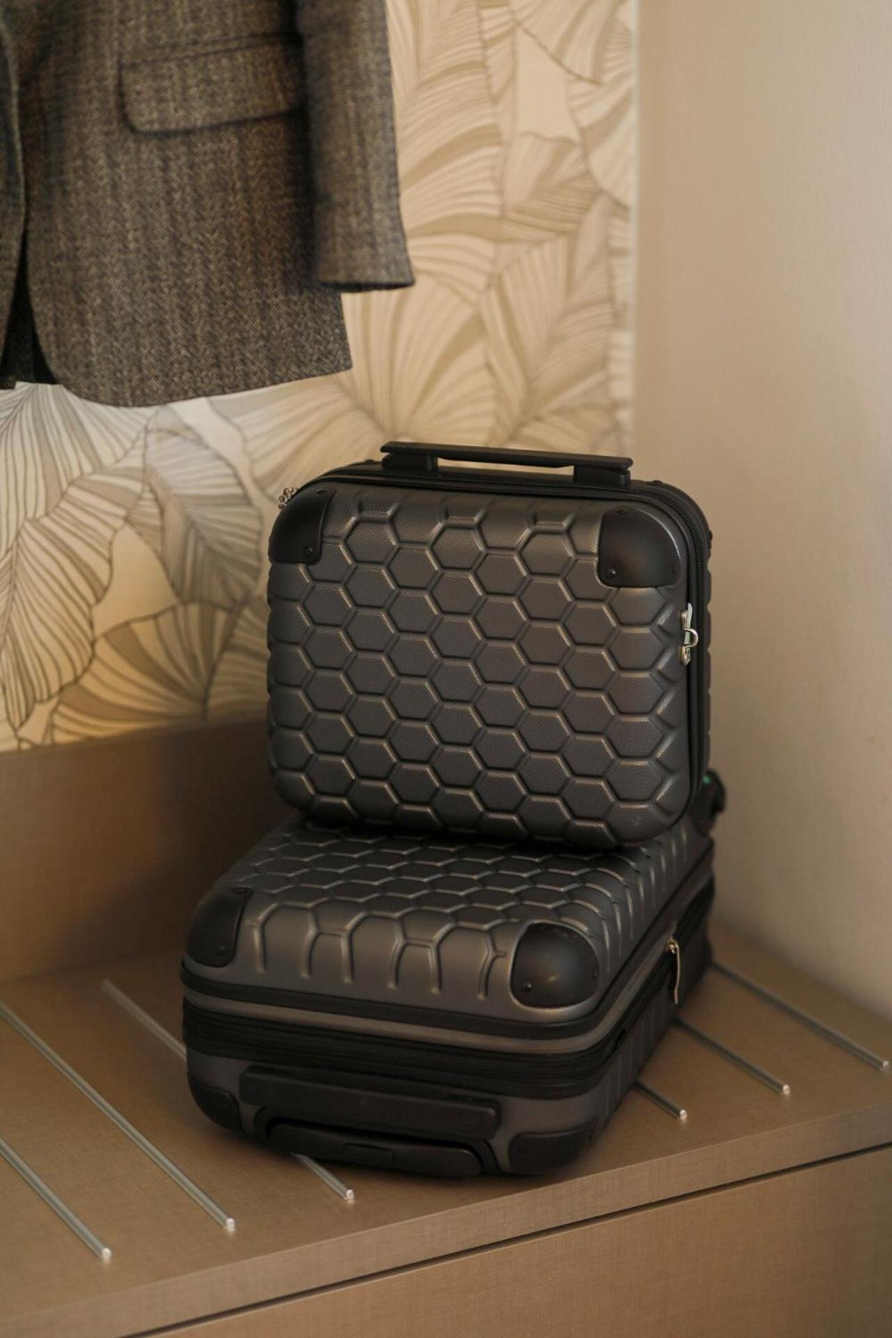 Business Quadruple Room