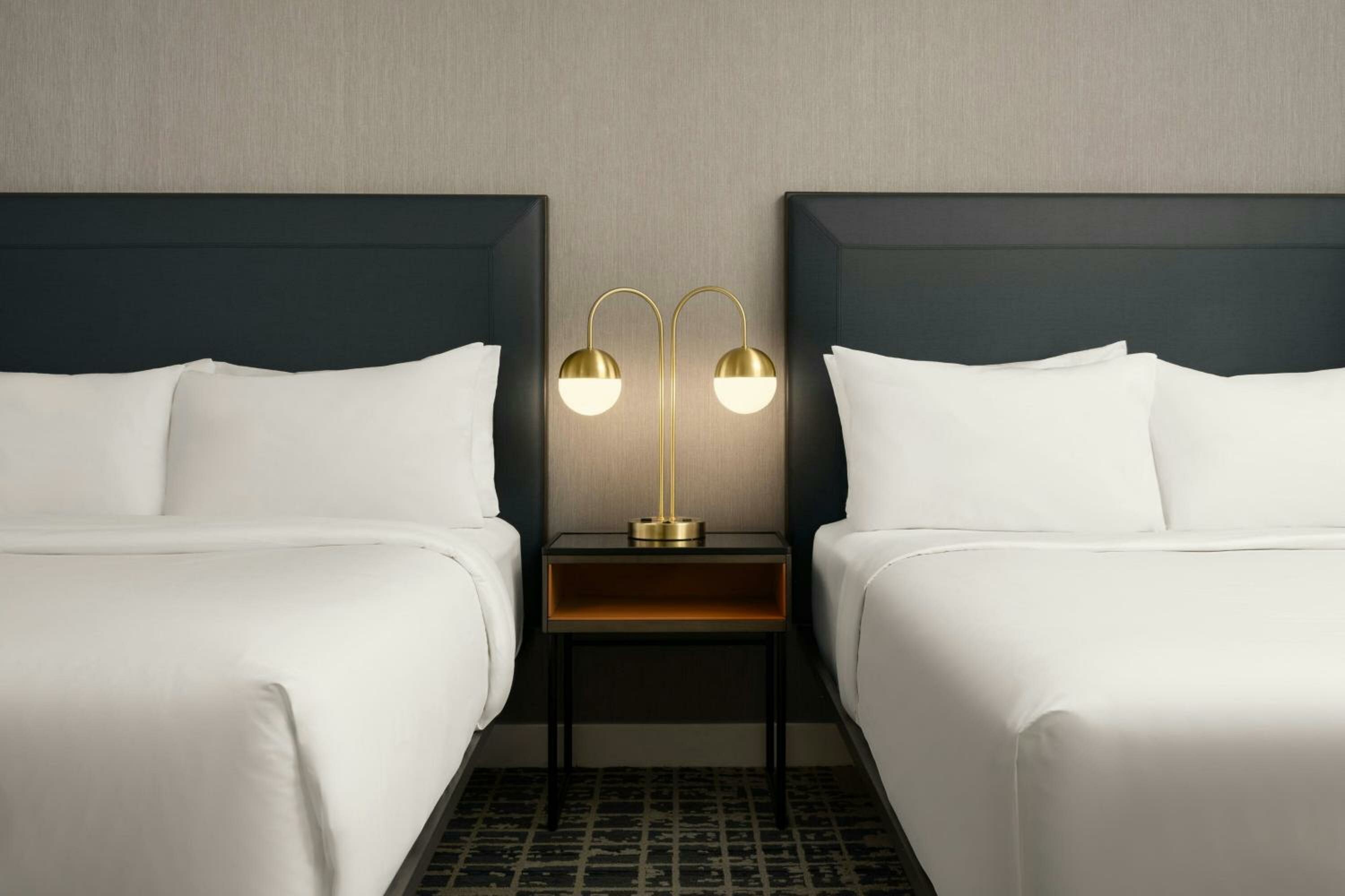 Executive Queen Room with Two Queen Beds and City View