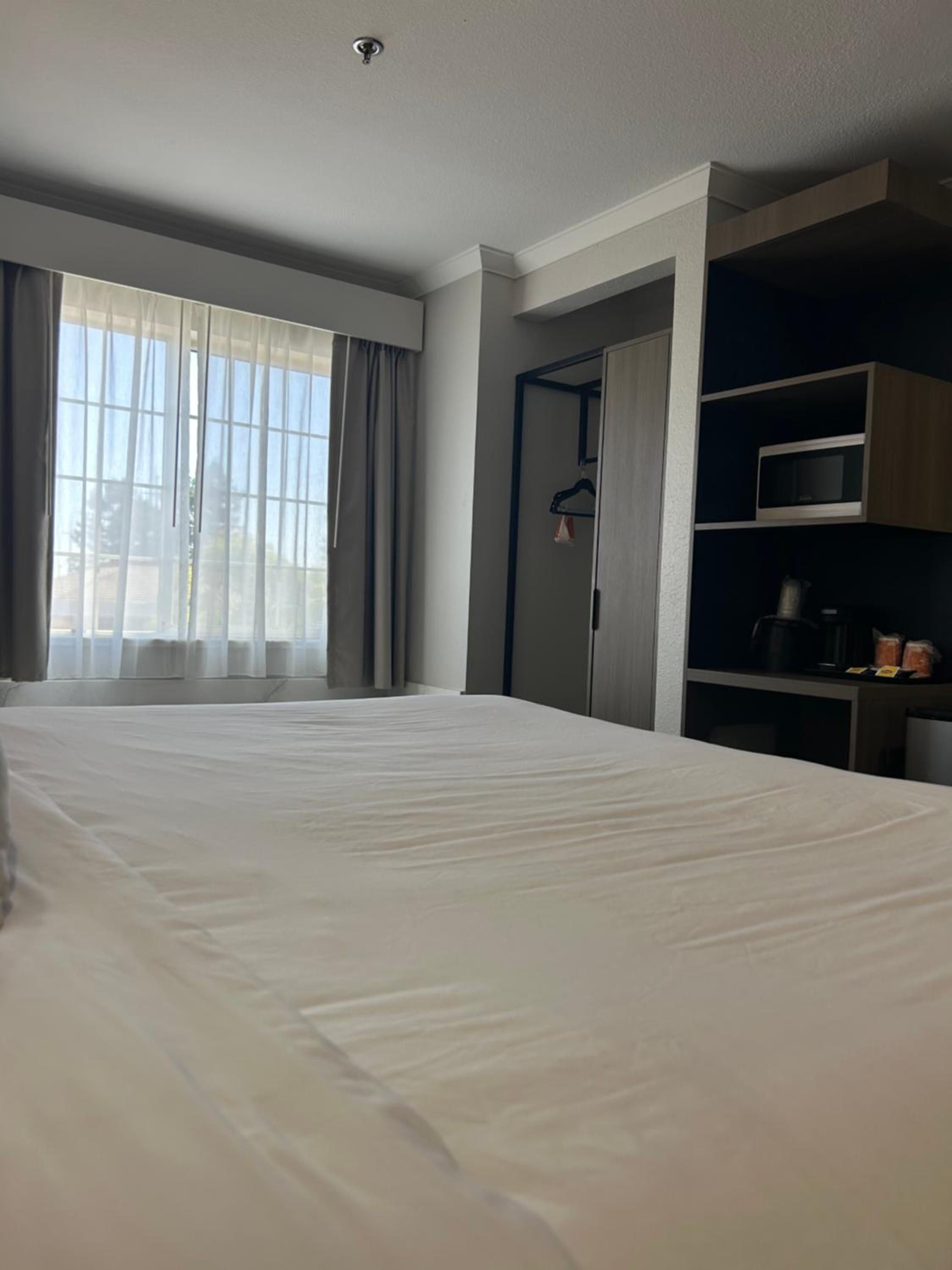 One Room Suite - Non Smoking