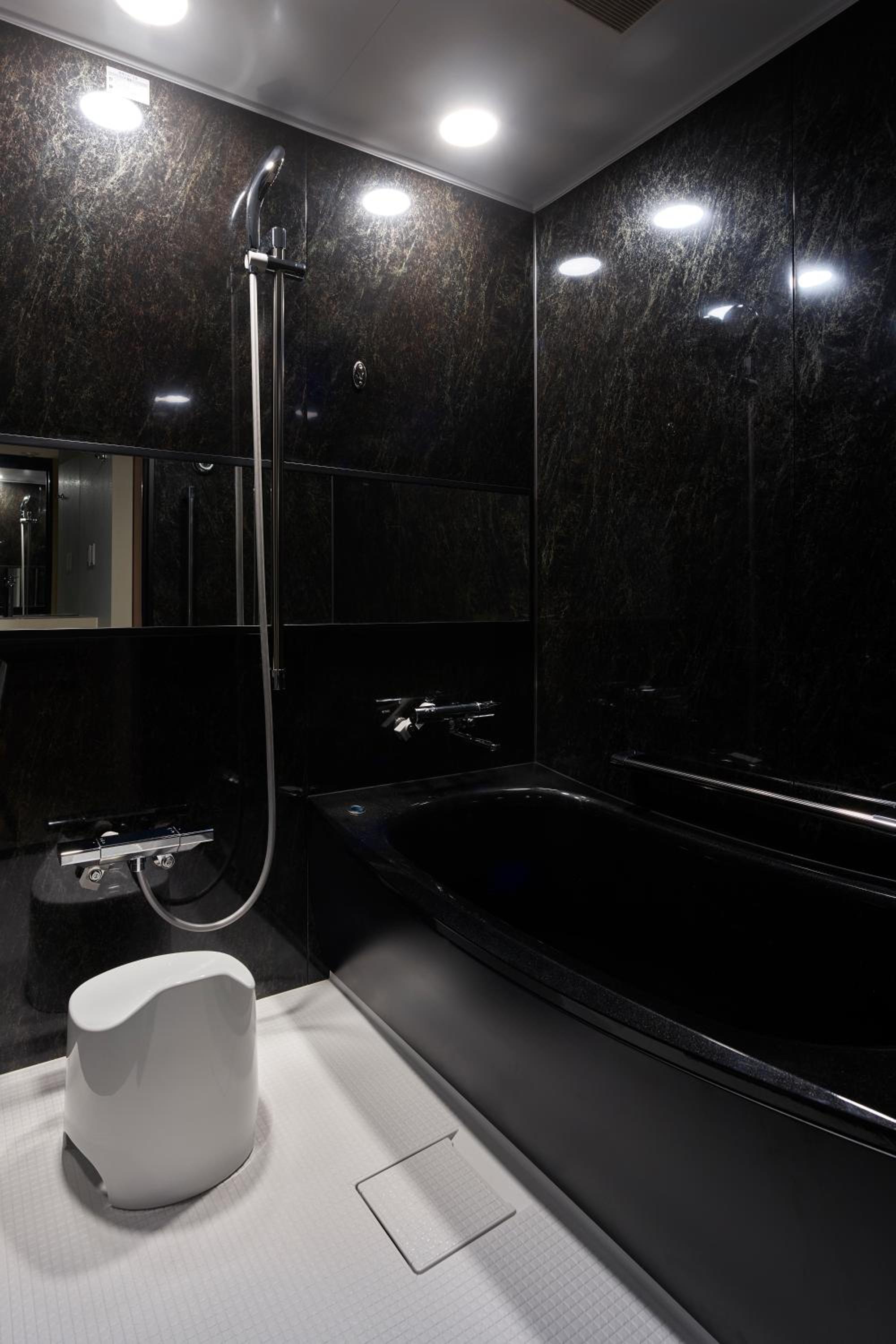 Deluxe Twin Room with Sofa Bed - Non-Smoking