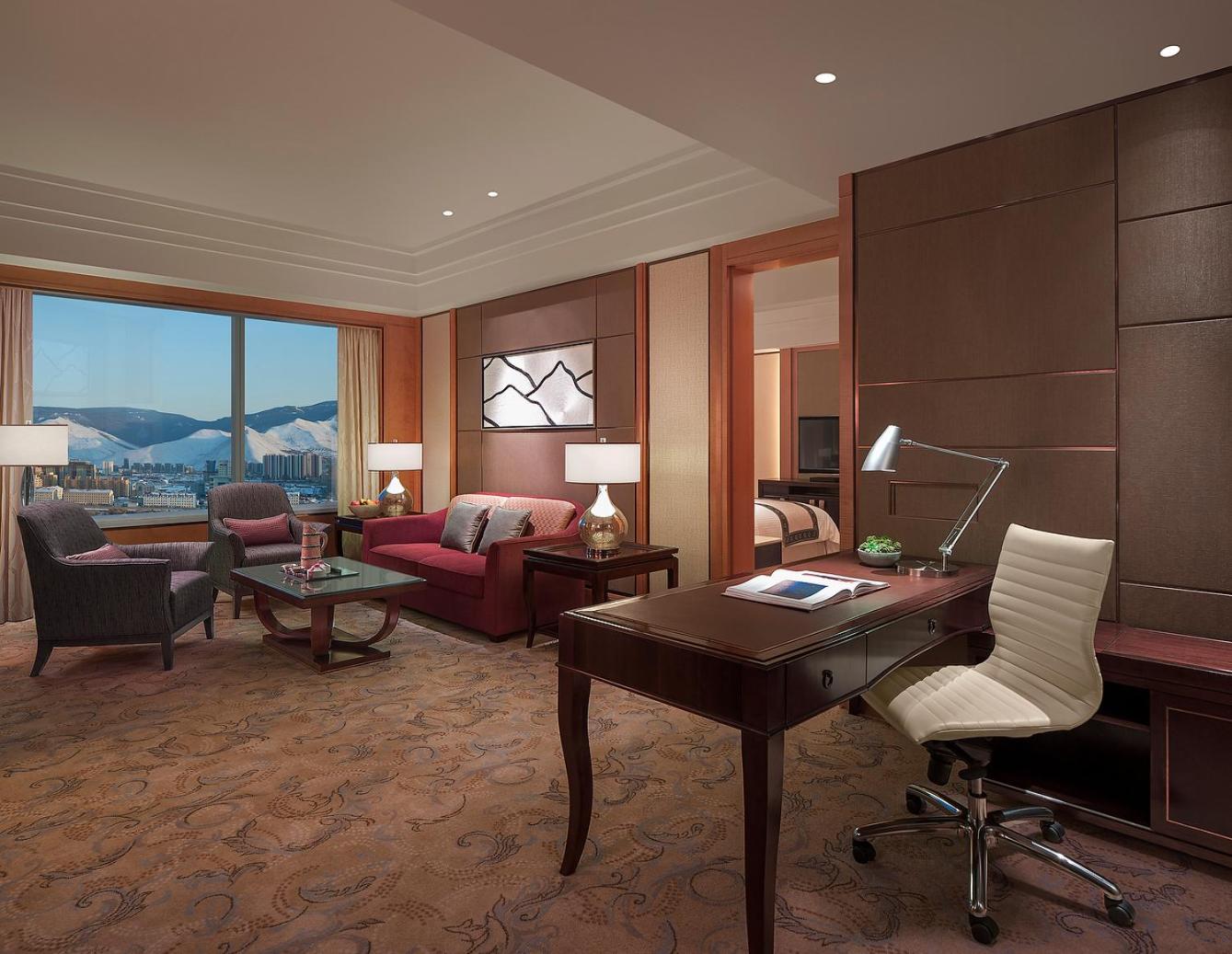 Executive Suite