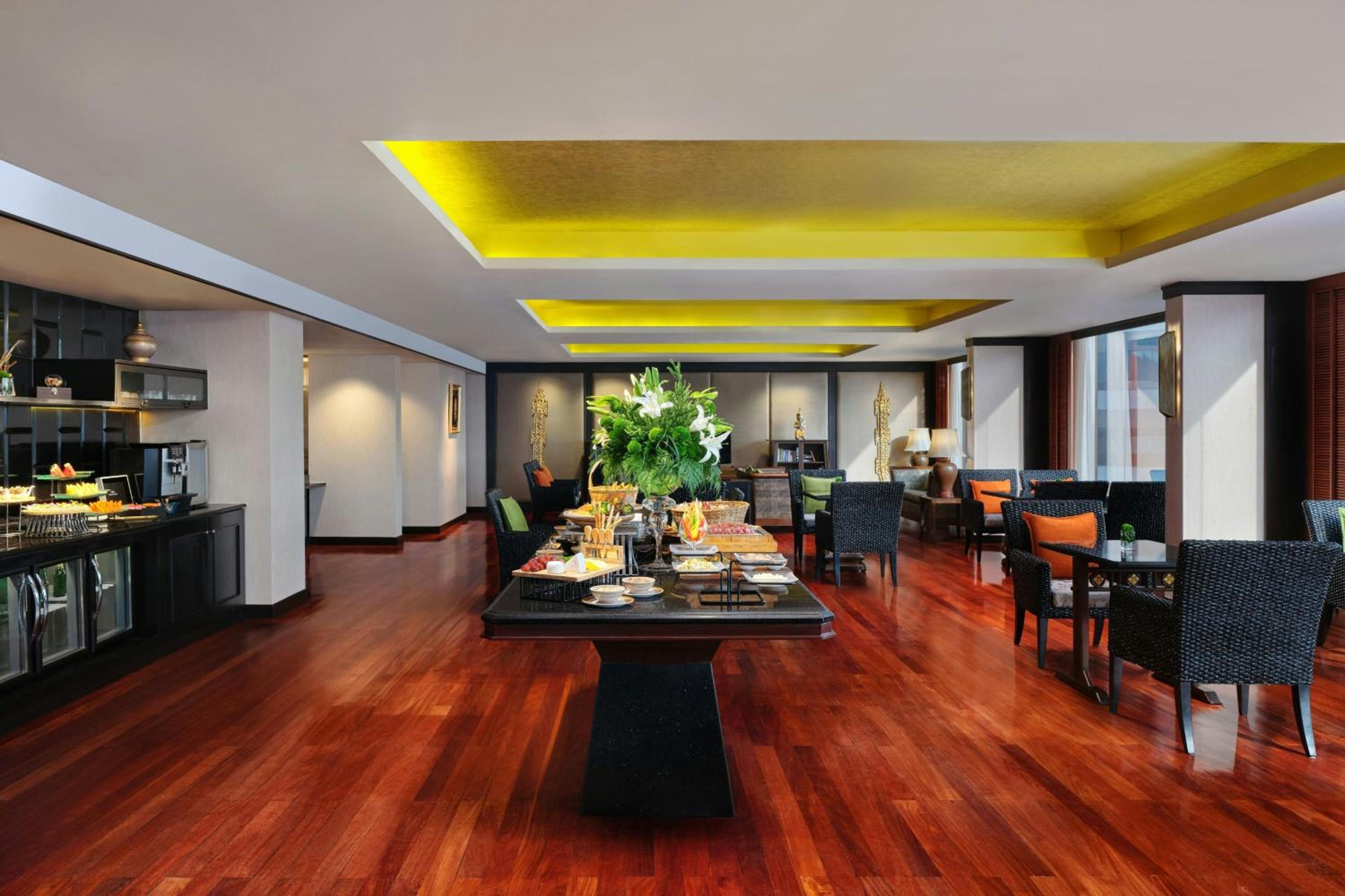 Executive Room with Lounge Access