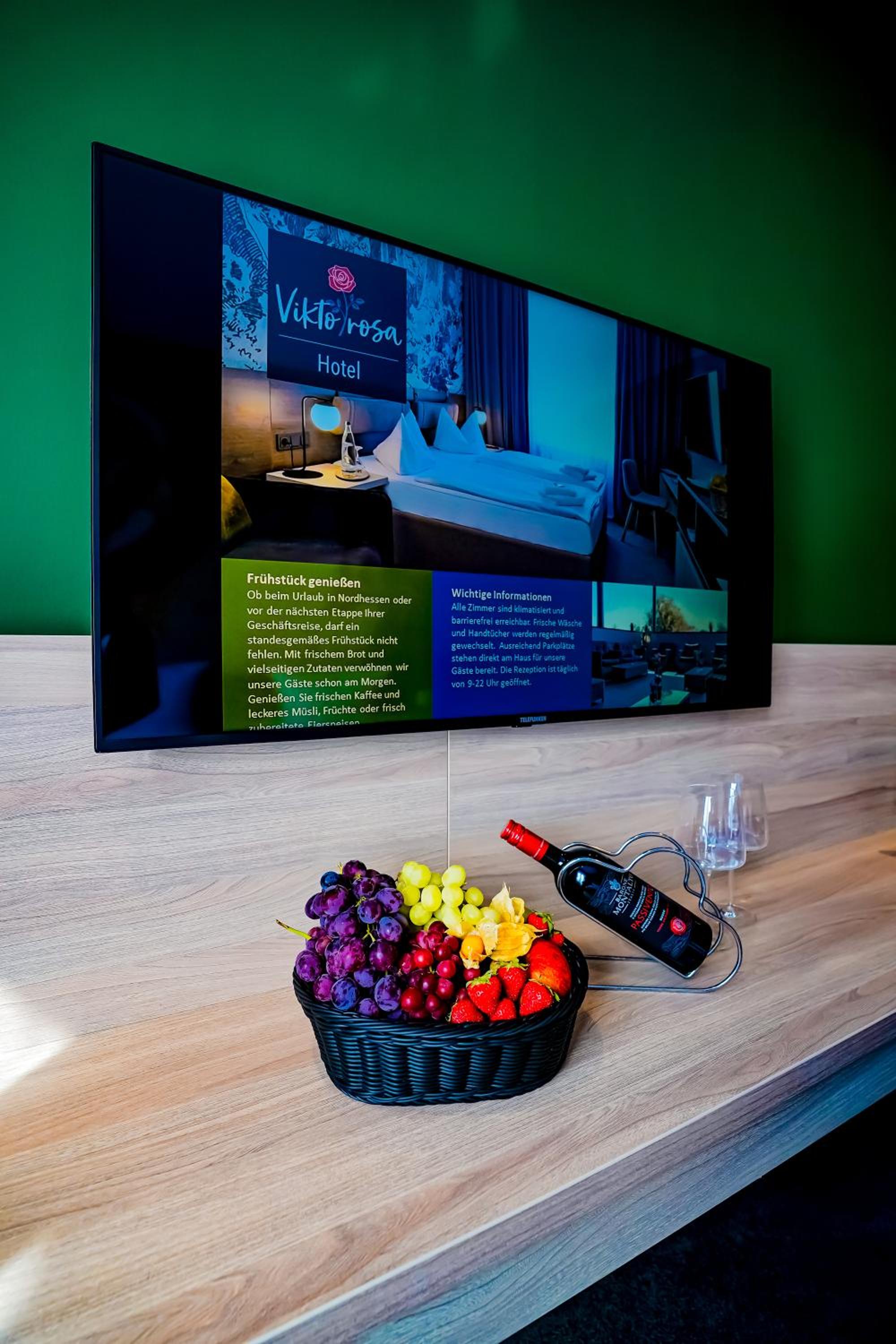 Large Double or Twin Room