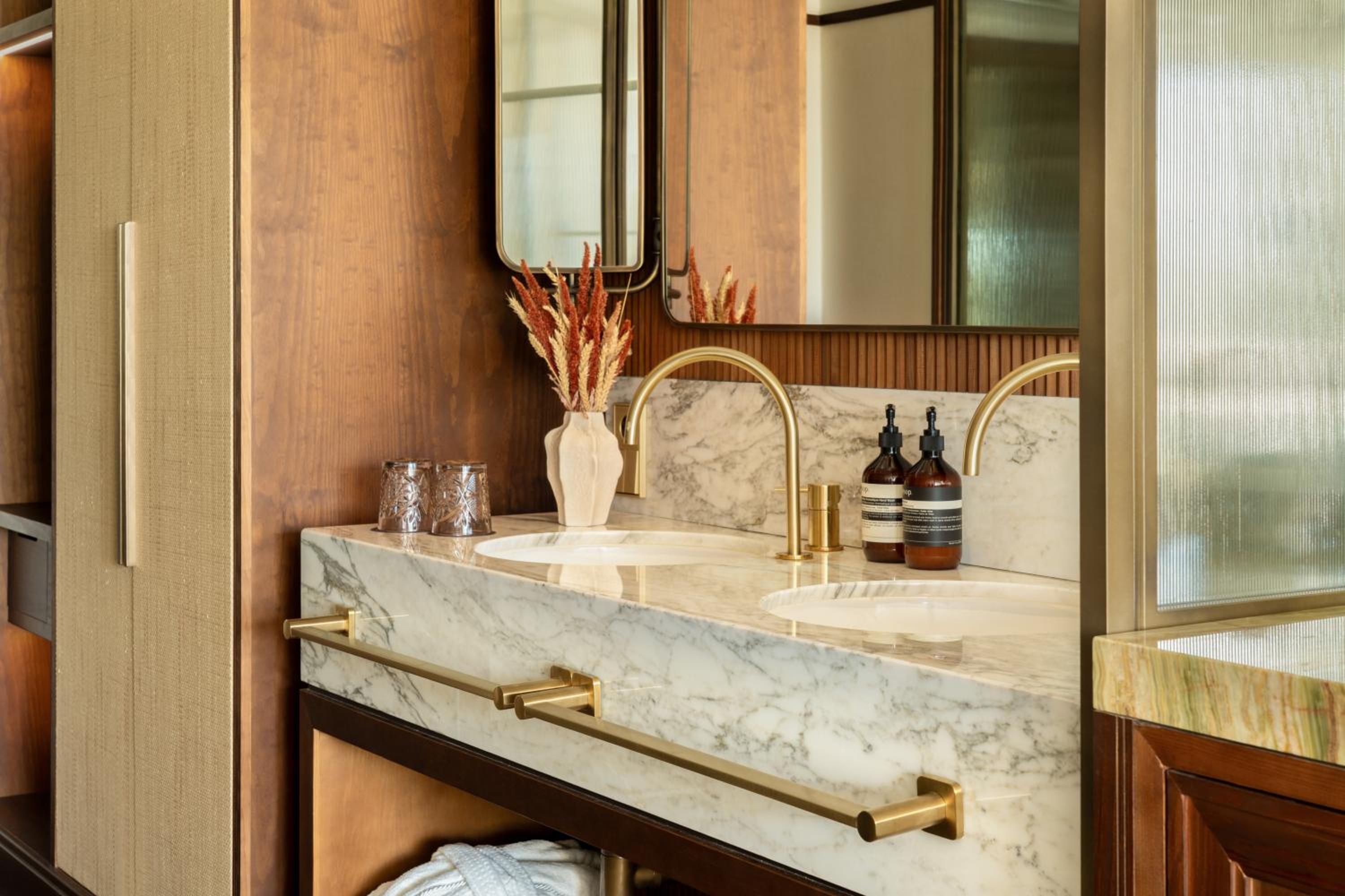 Deluxe Premium Double Room