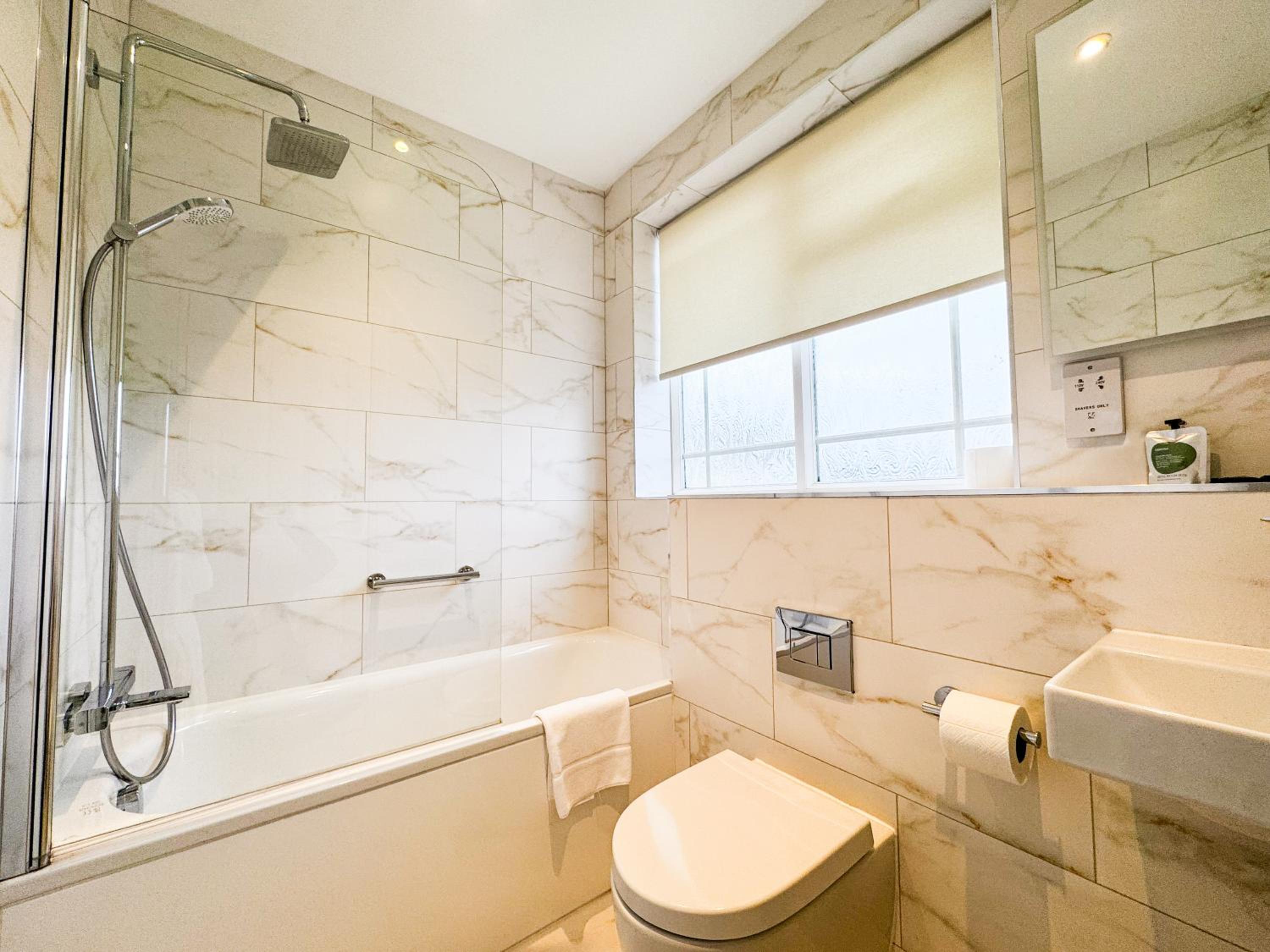 Classic Family 3 Room