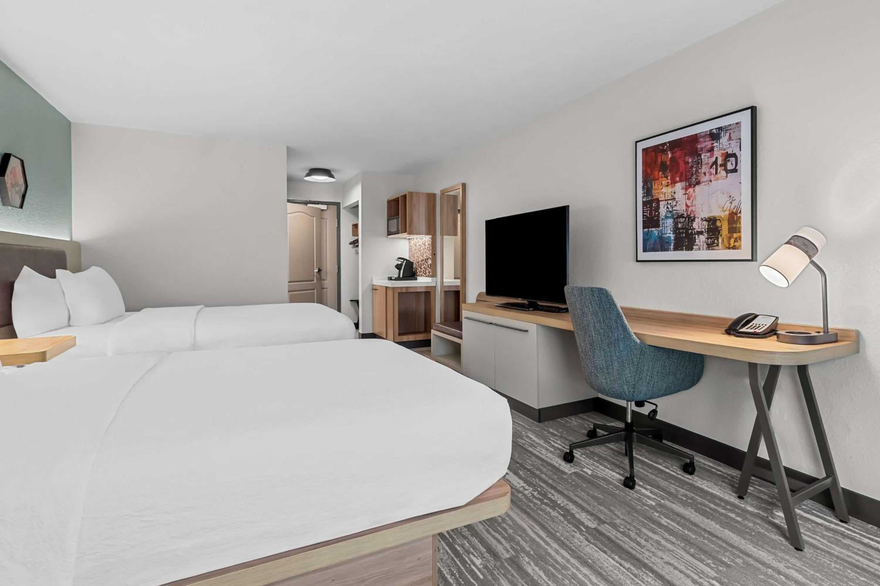 Queen Room with Two Queen Beds