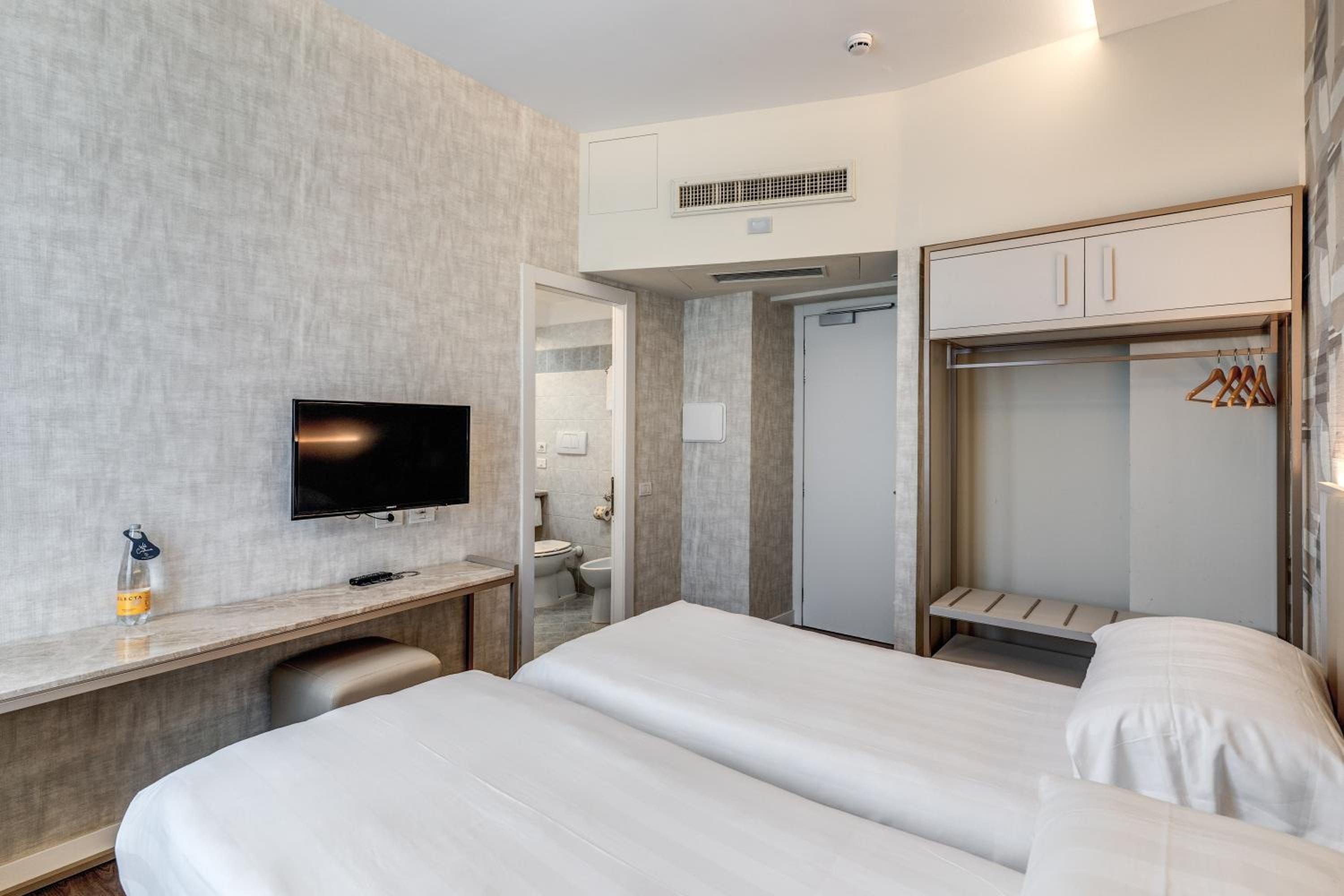 Superior Double or Twin Room (1-2 Adults)