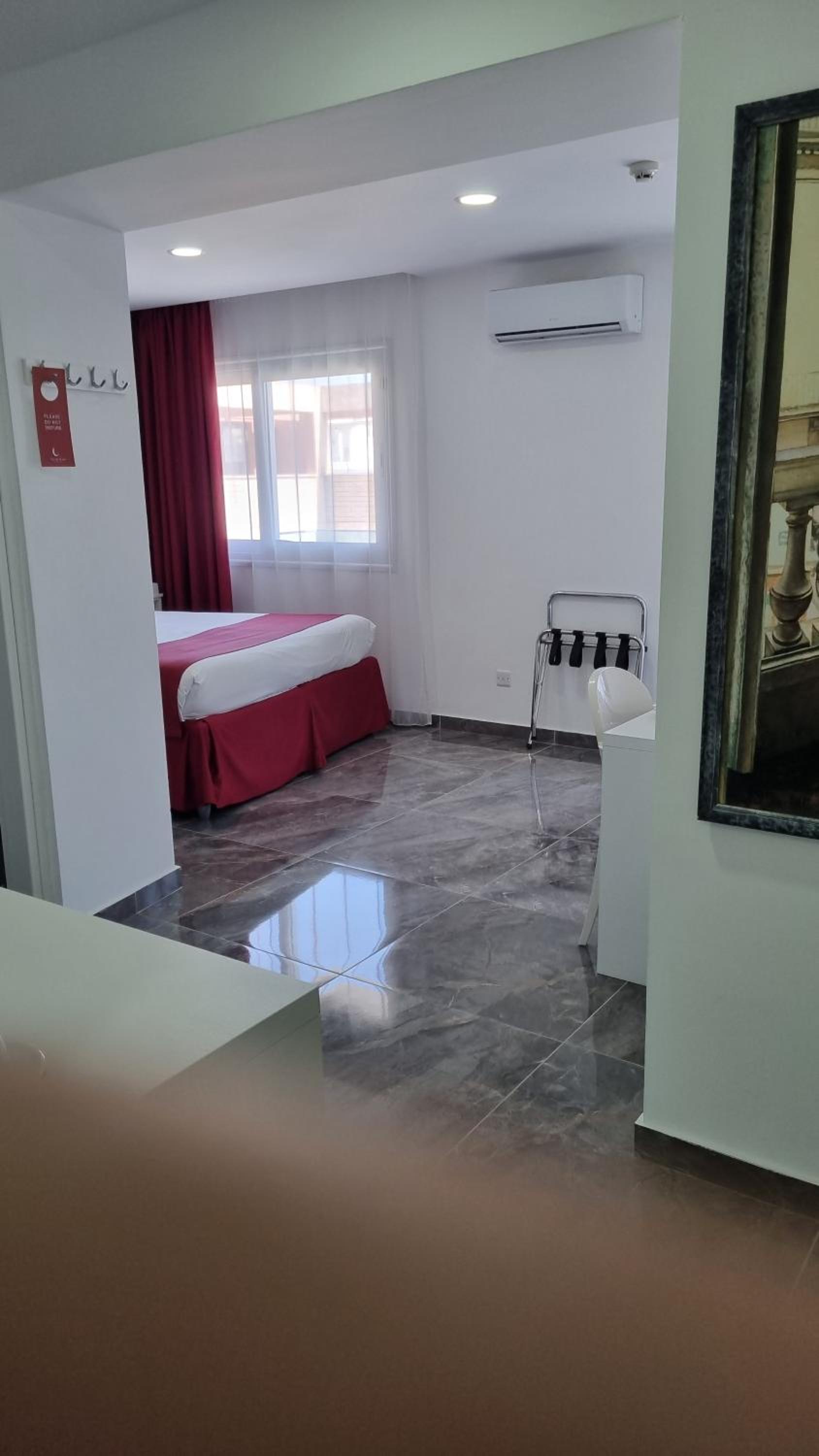 Superior Deluxe Double or Twin Room 