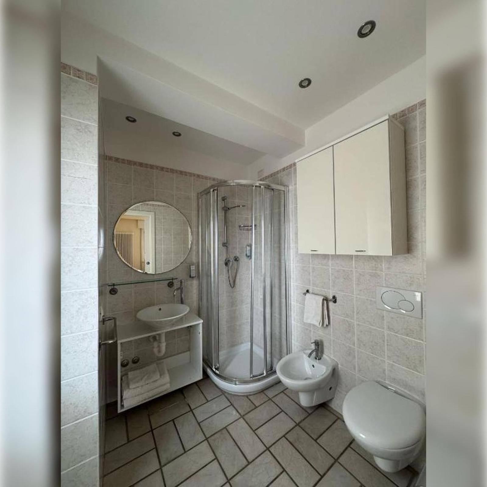 Three-Bedroom Deluxe Apartment