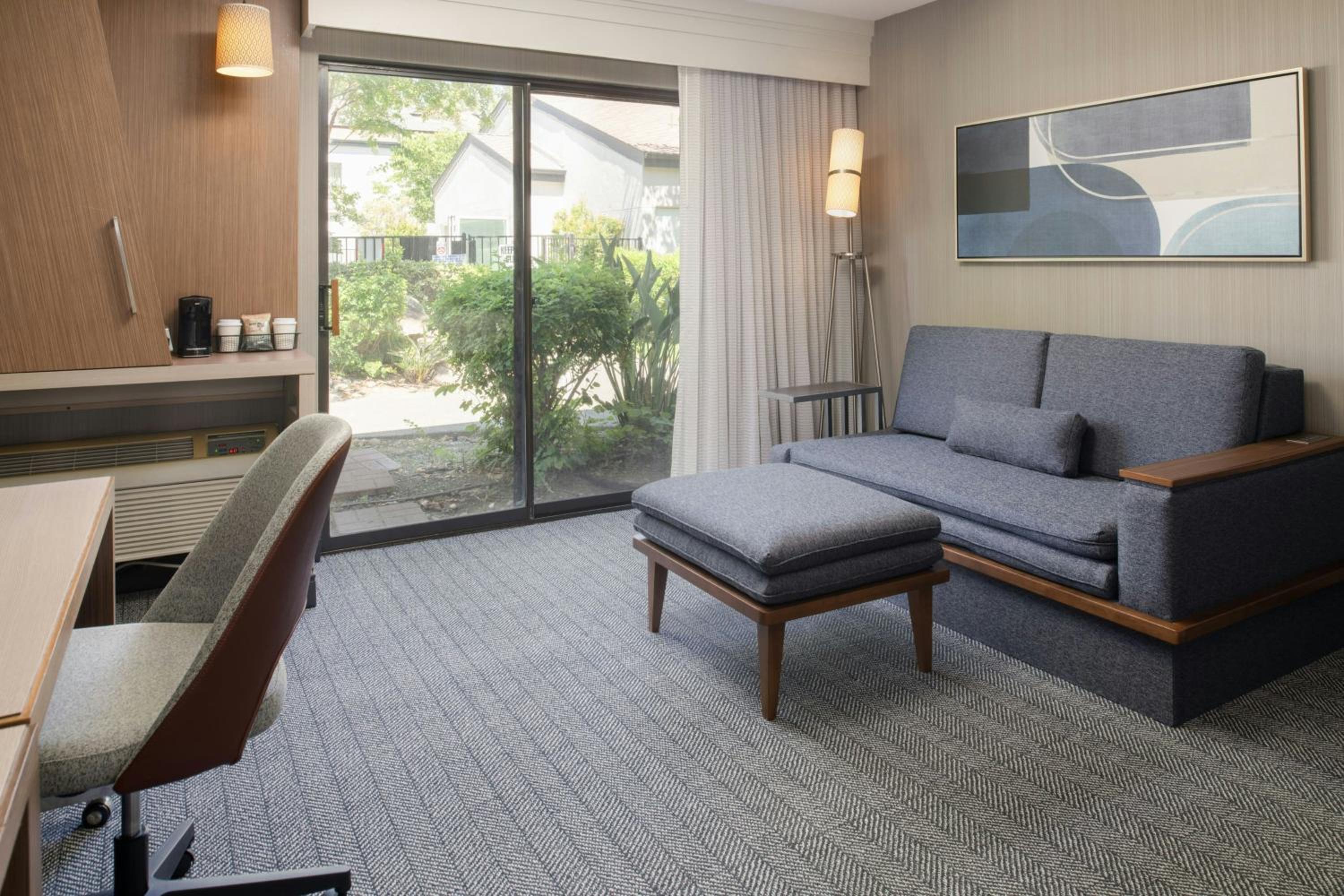 King Room with Sofa Bed and Adapted Tub - Mobility and Hearing Accessible