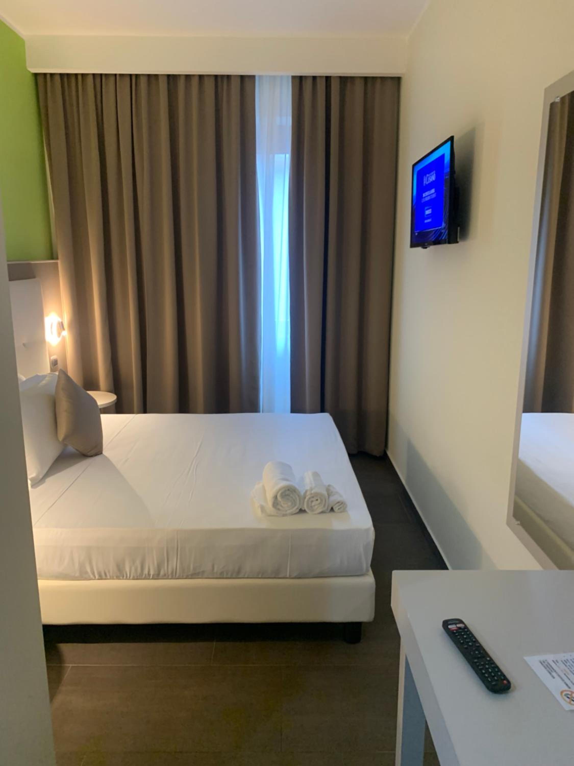 Deluxe Single Room