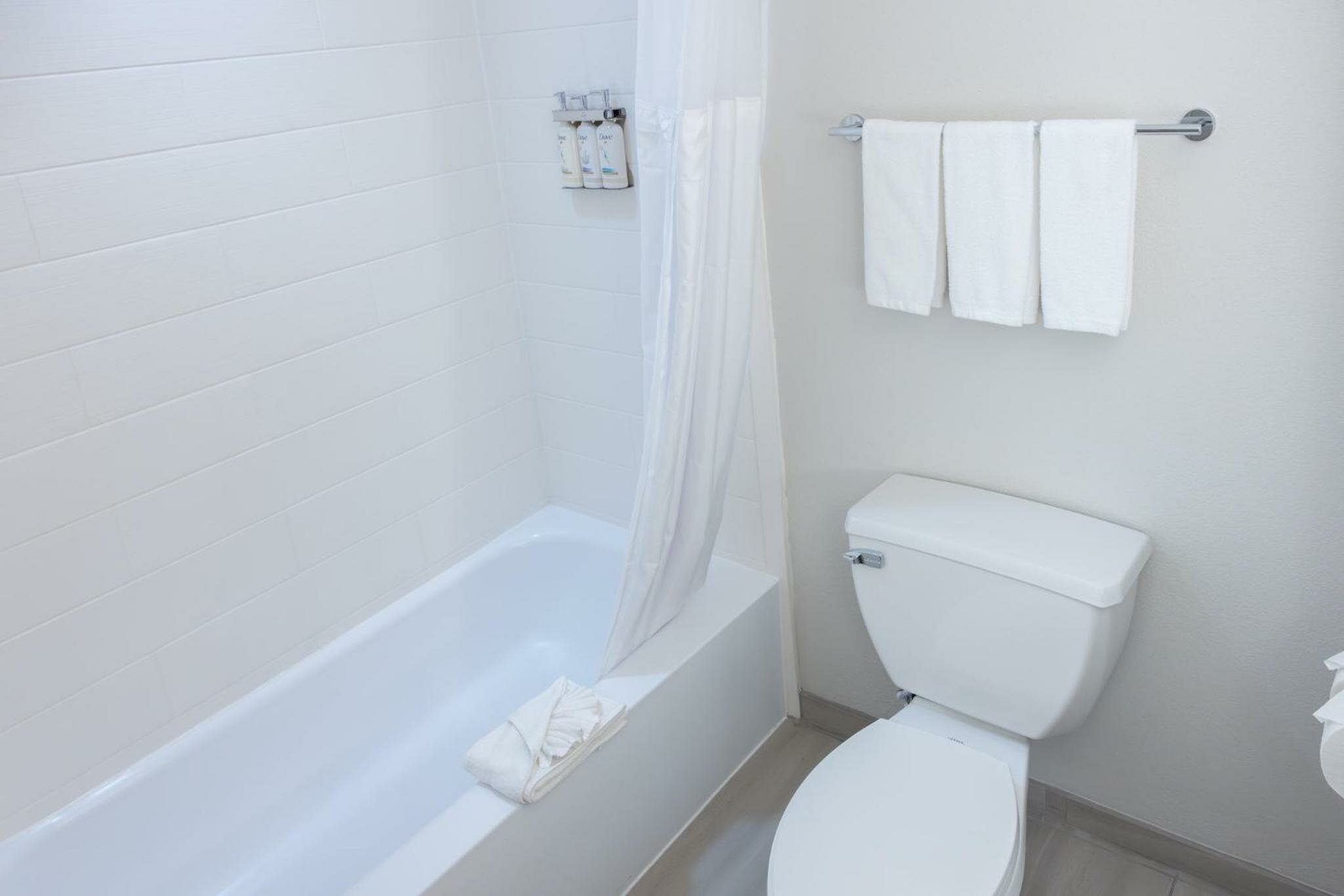 King Suite - Non-Smoking