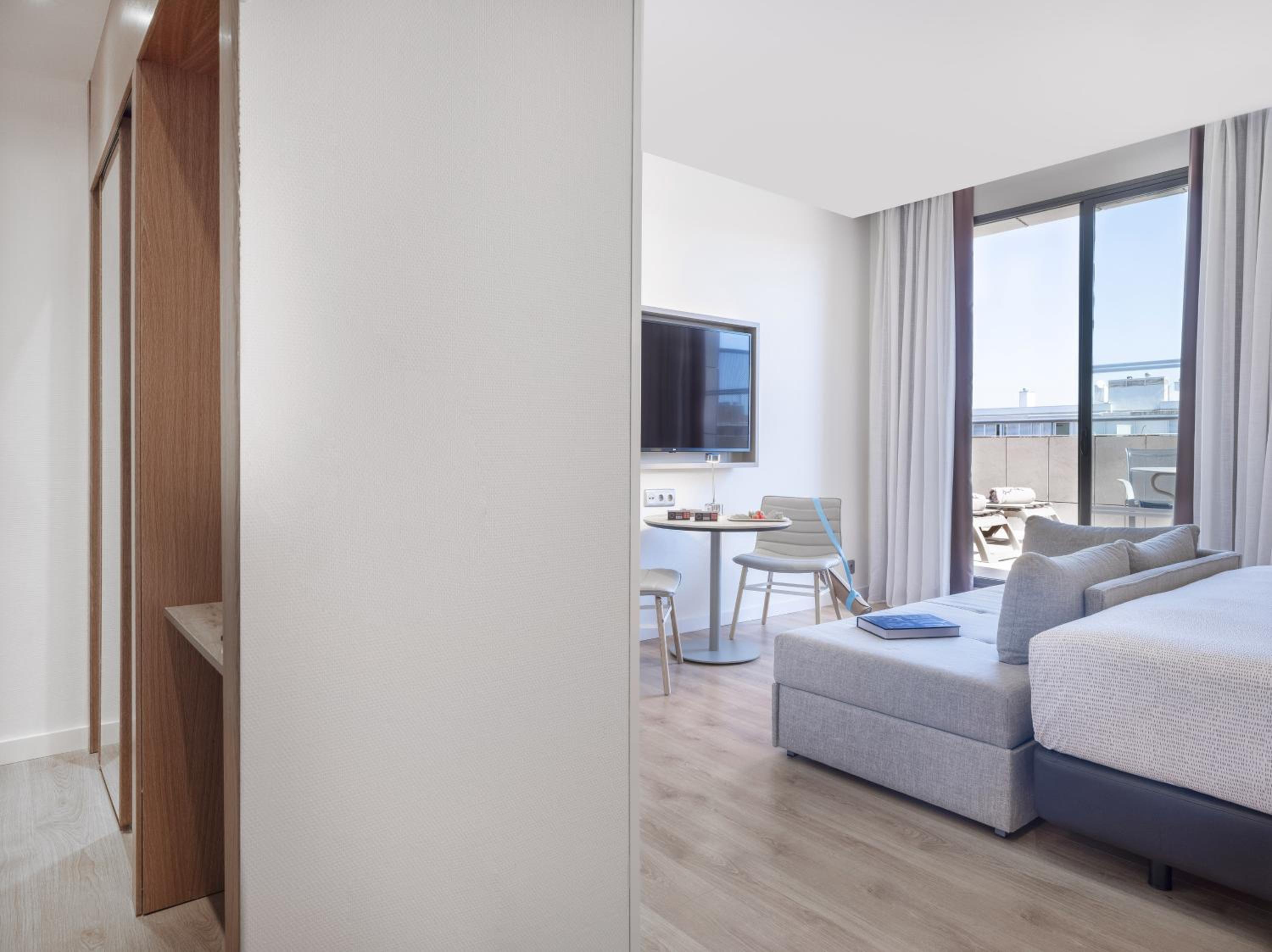 The Studio with Terrace Connected