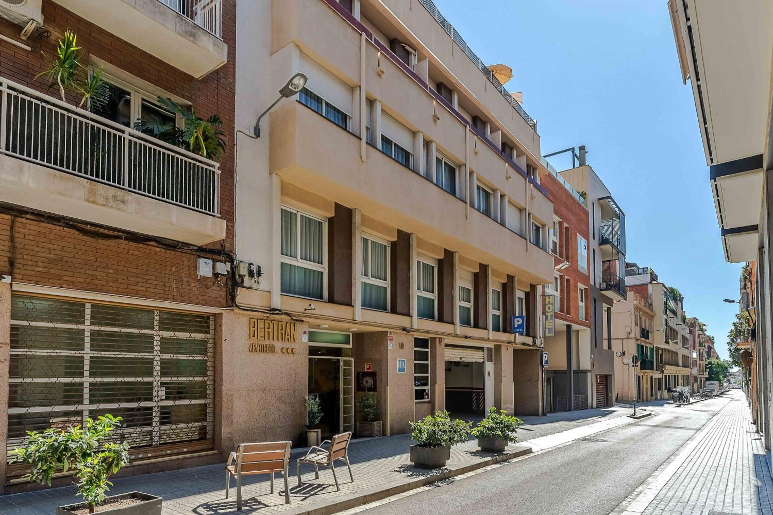 Two-Bedroom Apartment (4 Adults) - Top Floor without Elevator