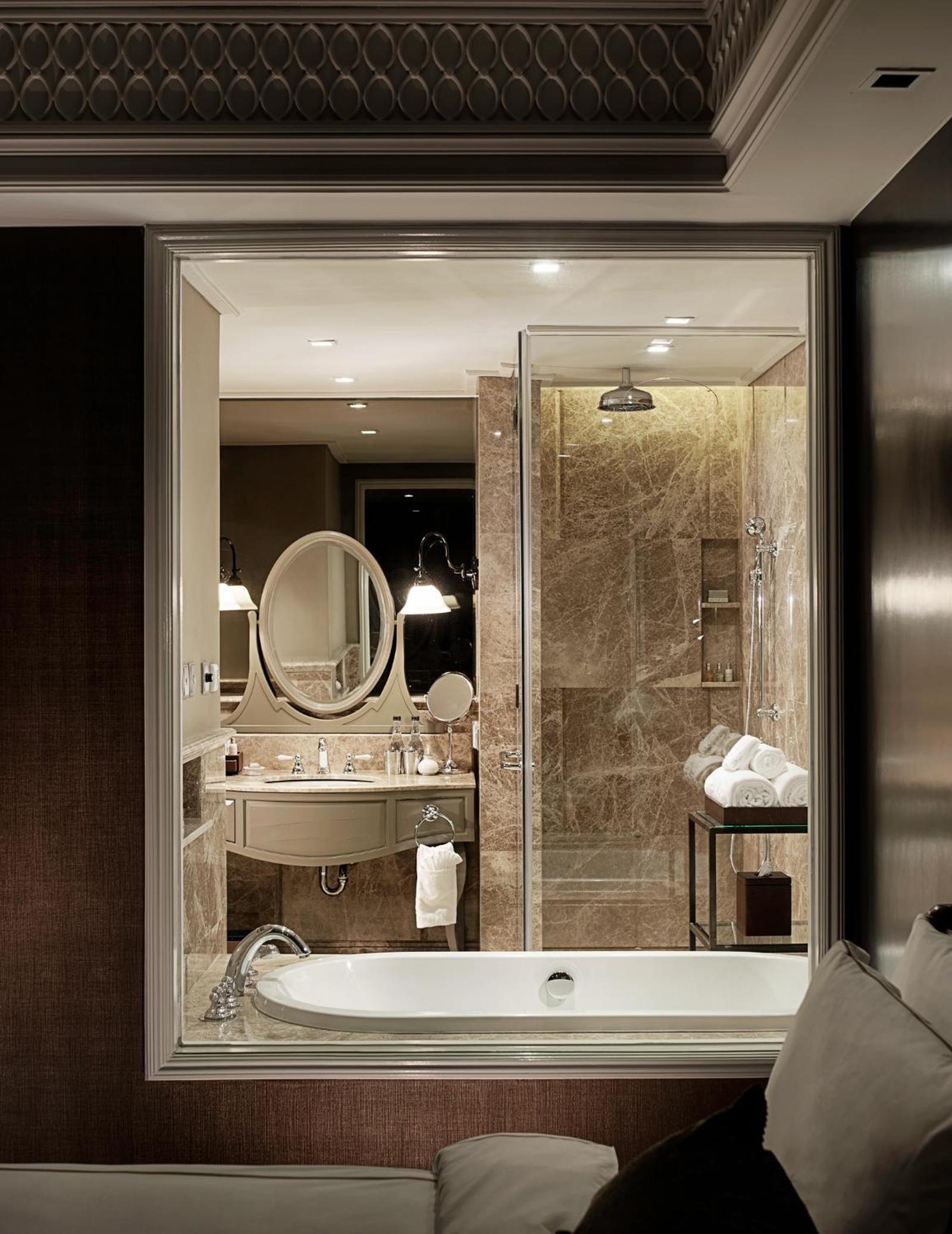 One-Bedroom Nimman King Suite - High Floor
