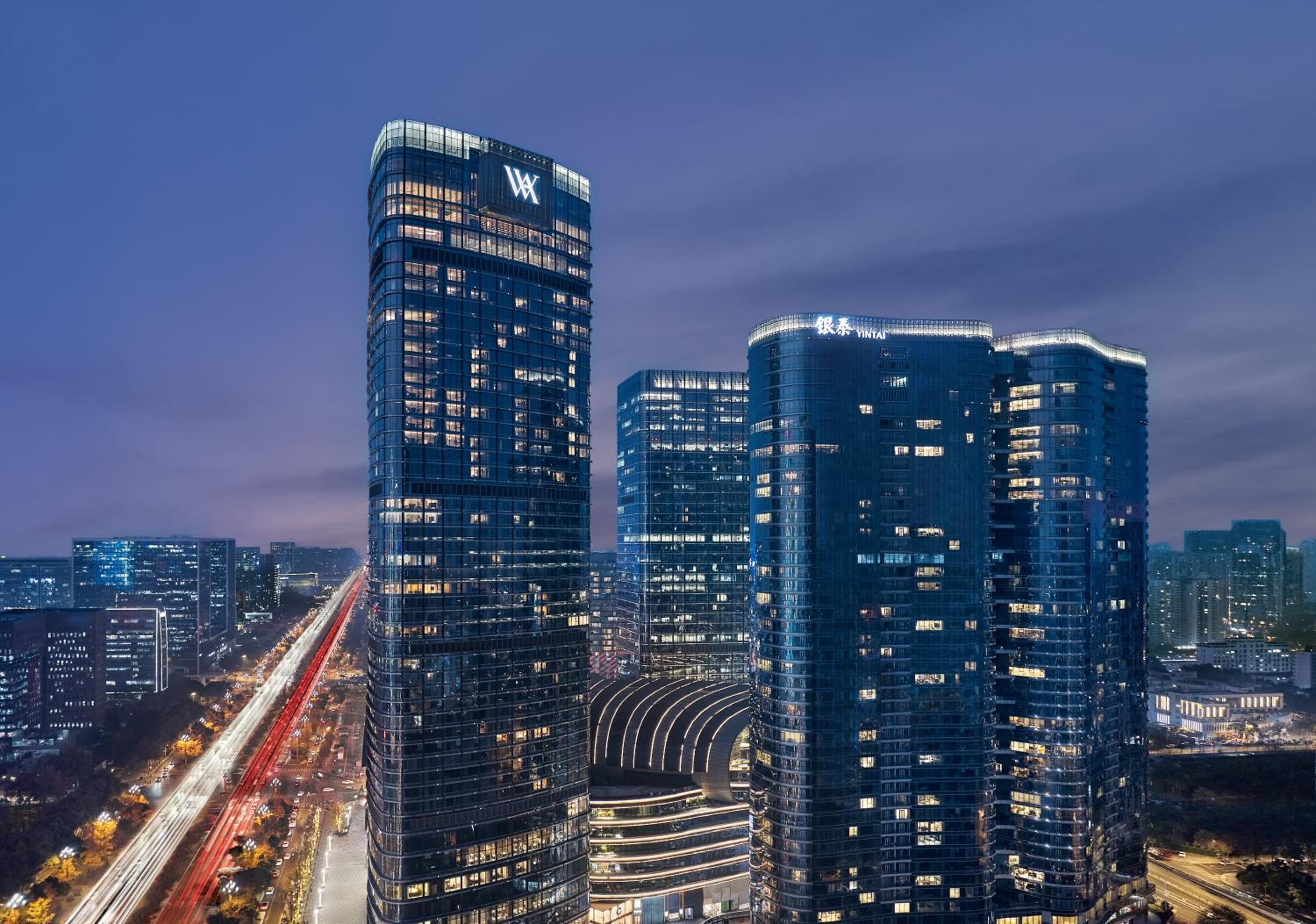 Suite with Twin Tower View